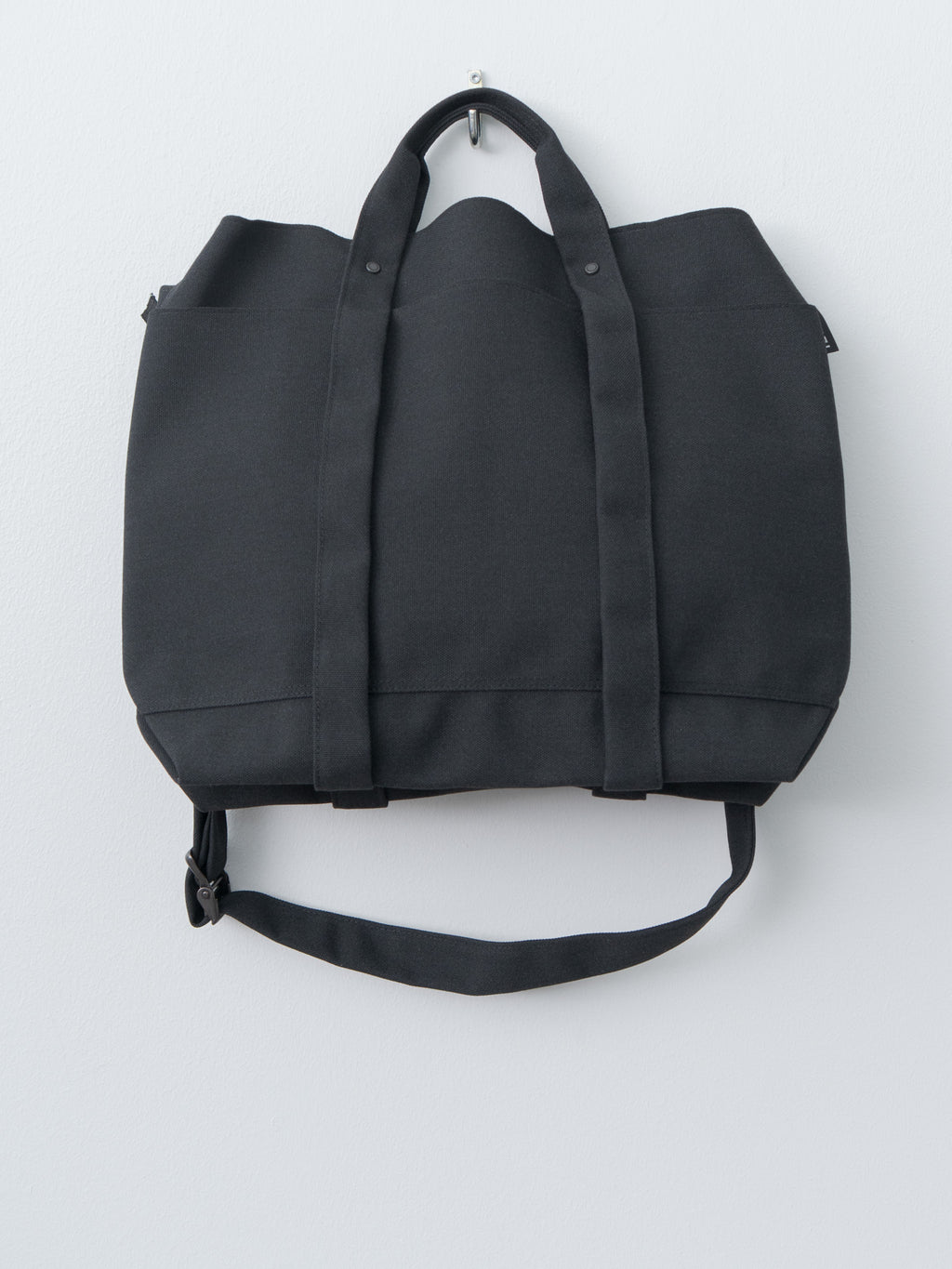 Namu Shop - Amiacalva KARRI 2-Way Tote Large - Black