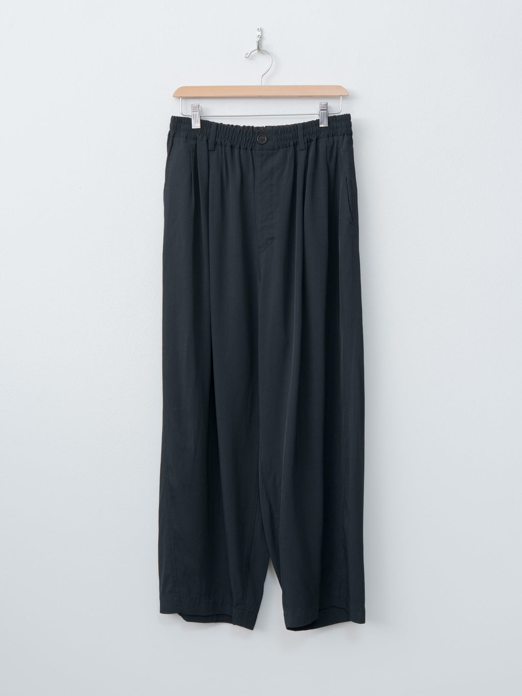 Namu Shop - Unfil Viscose Gabardine Big Easy Trousers - Black Navy