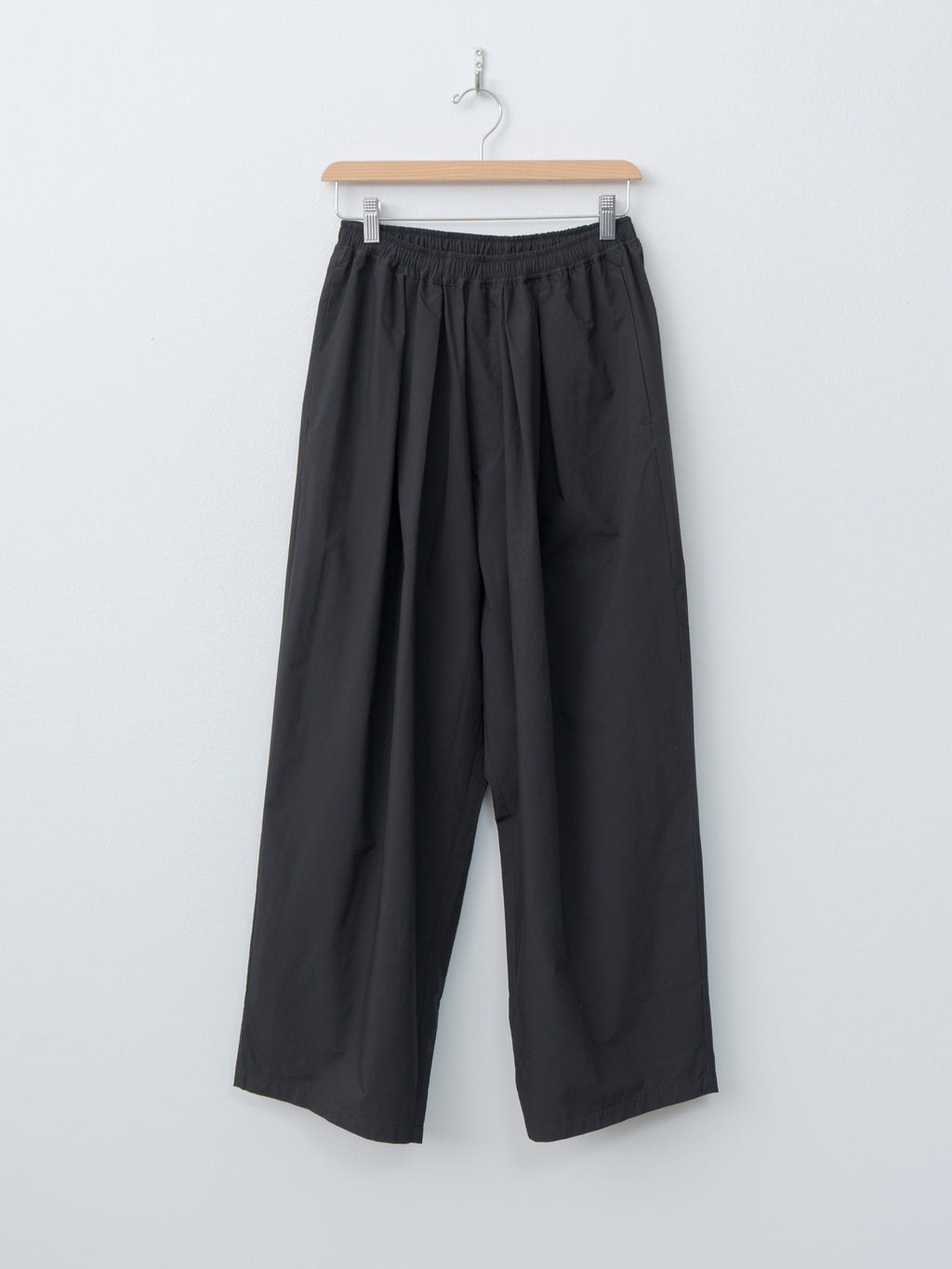 Namu Shop - Veritecoeur Box Pleats Easy Pants - Black