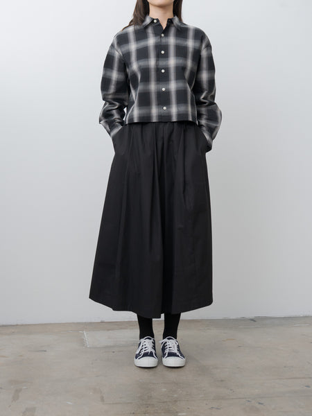 【新品同様】MARK & LONA TIGHT SKIRT (L・ブラック） DSC5863_f5e71db0-9335-4e43-