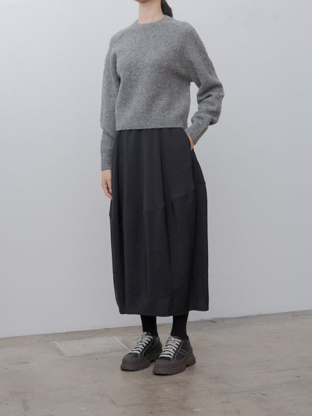スカート ALCADE WIDE GABARDINE SKIRT DSC7314_e56f1325-5091-441a-