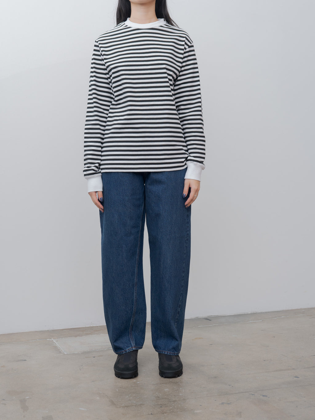 Namu Shop - Veritecoeur Tenjiku Crewneck L/S Tee - Black x White Border