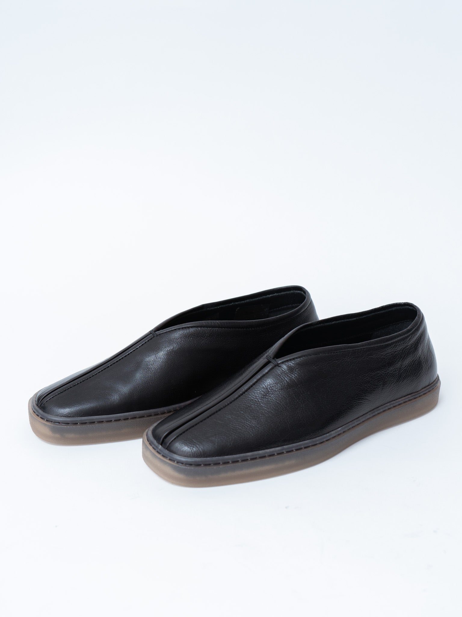 Linoleum Piped Sneakers - Black