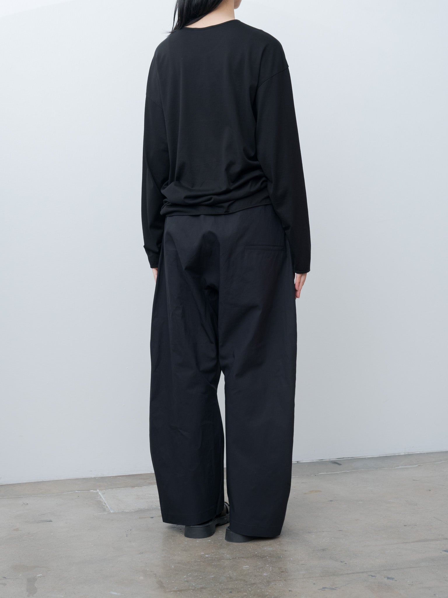 LS Relaxed Tee - Black