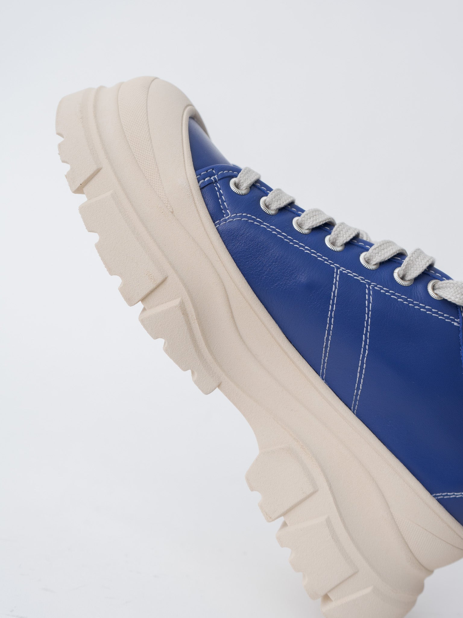 Feat Sneakers - Klein/Mastic Outsole