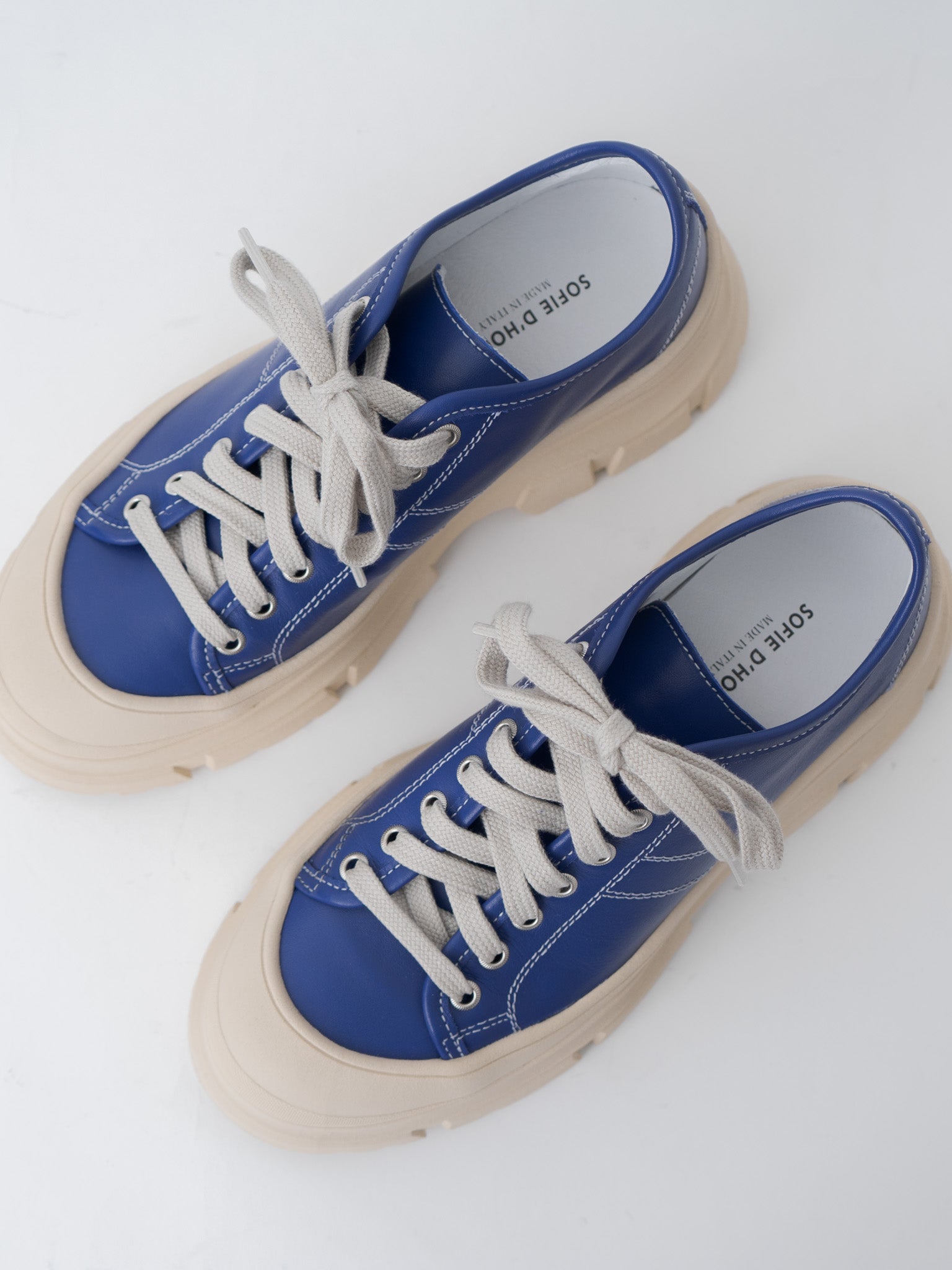 Feat Sneakers - Klein/Mastic Outsole
