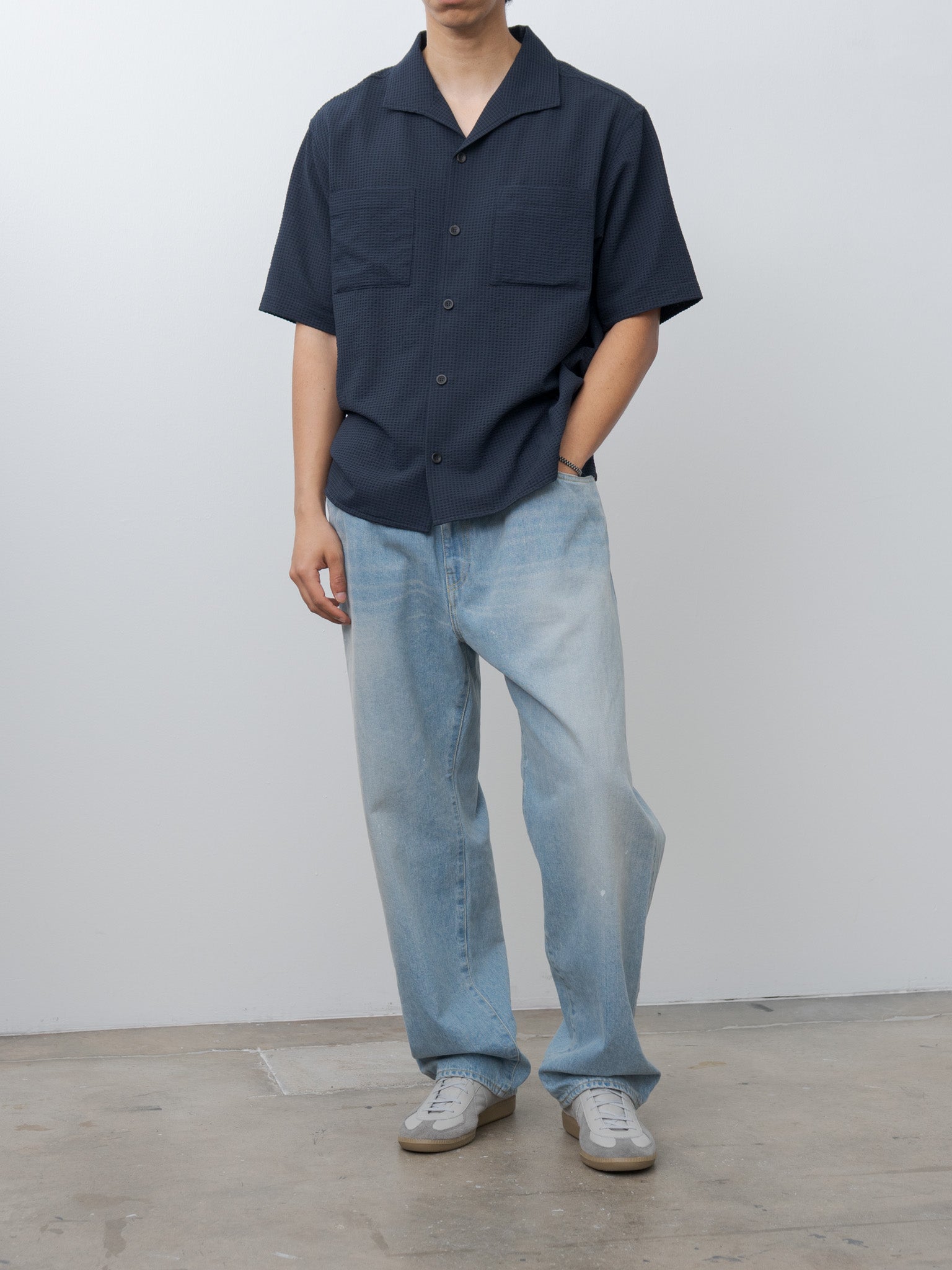 Lightweight Seersucker Summer Shirt - Navy Lightweight Seersucker Summer Shirt - Navy