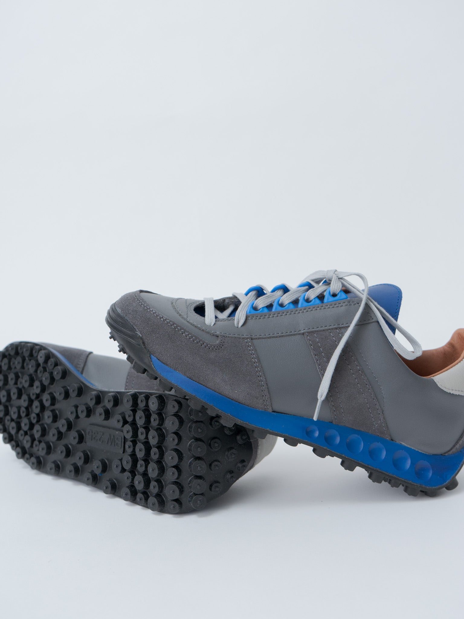 Namu Shop - Reproduction of Found 1748SL German Military Trainer - Dark Gray (men's)