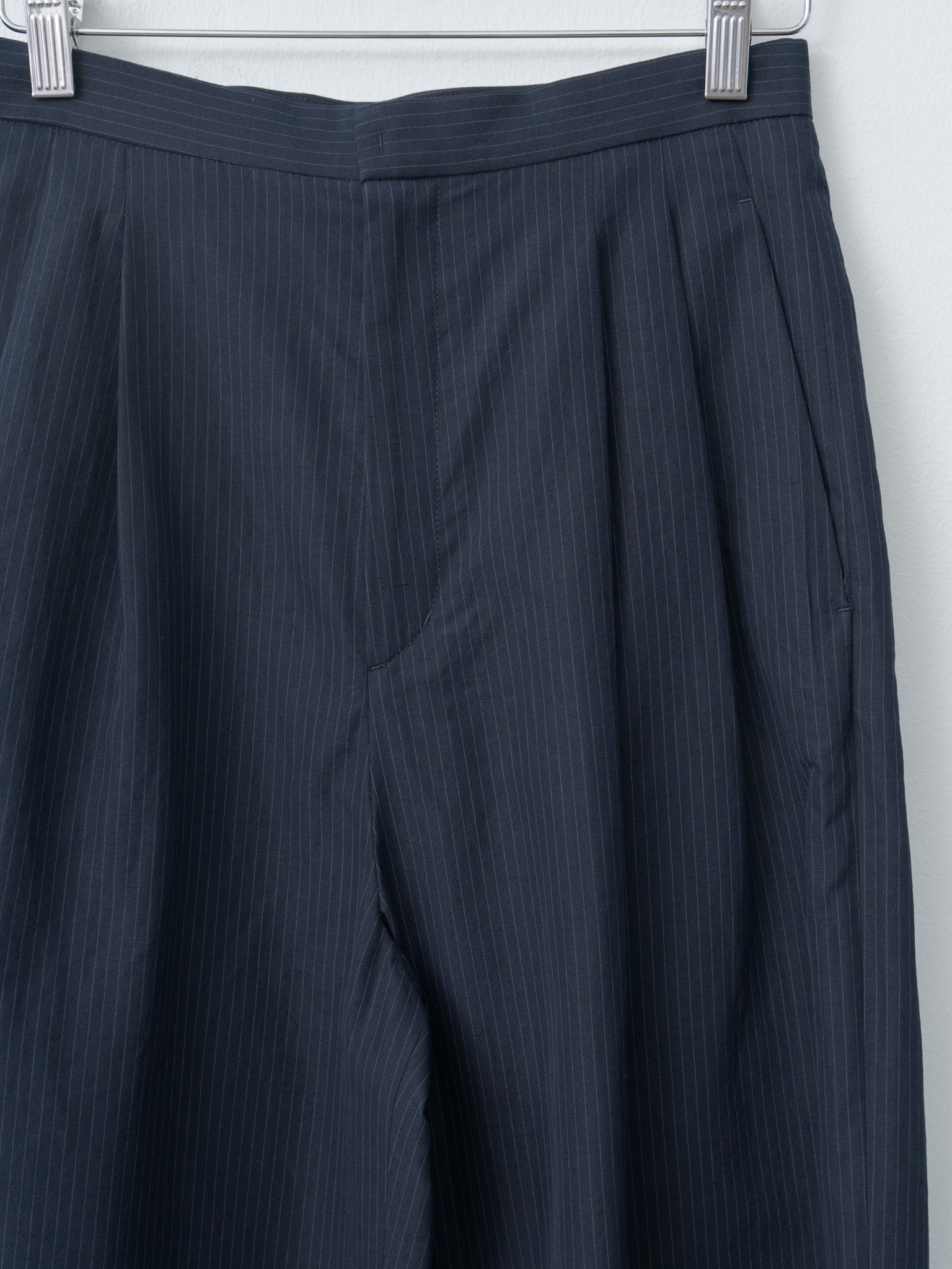 Namu Shop - Aton Silk Linen Shantung Two Tucked Pants - Navy x Pinstripe