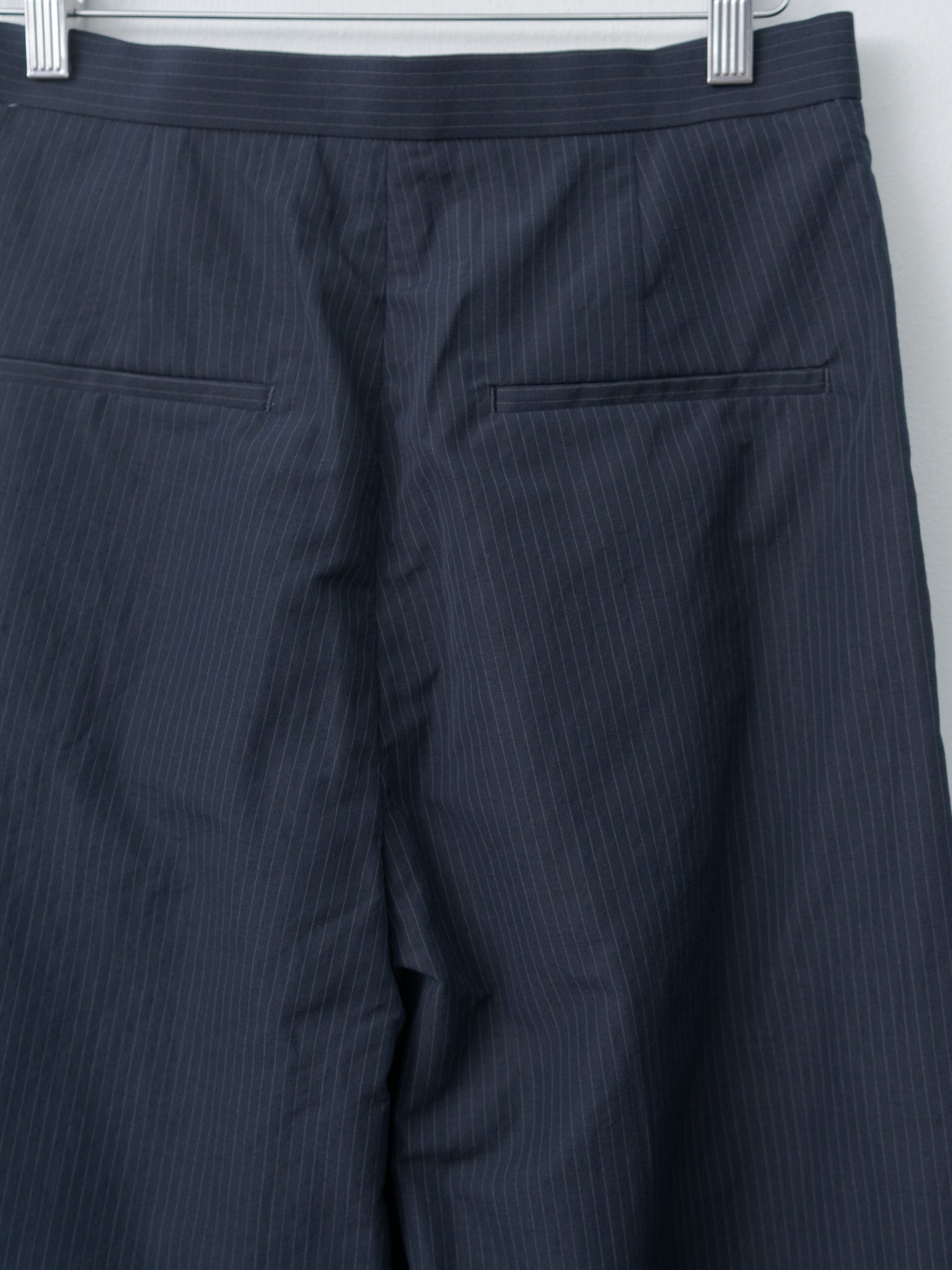 Namu Shop - Aton Silk Linen Shantung Two Tucked Pants - Navy x Pinstripe