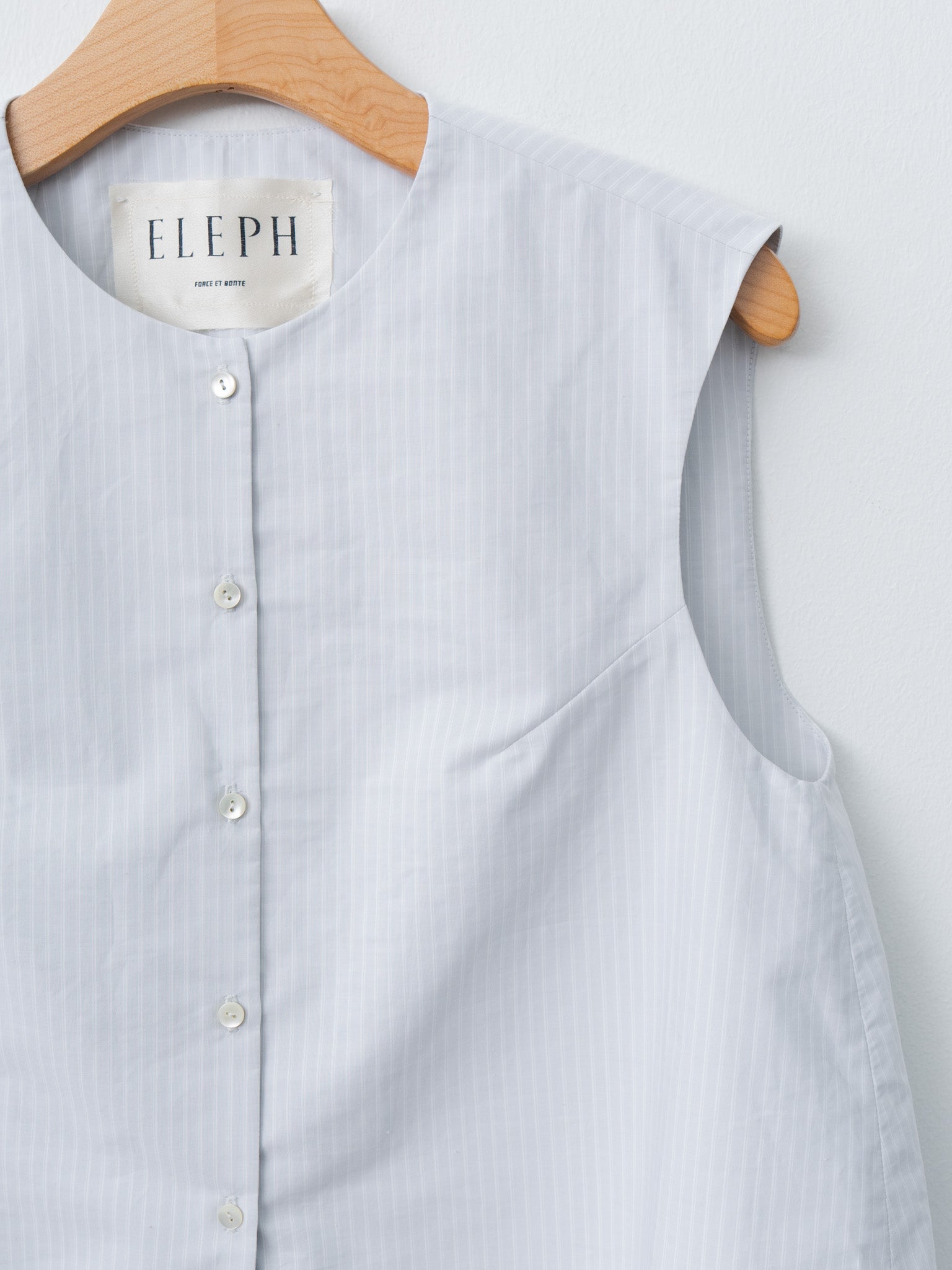 Namu Shop - Eleph A Cropped Top - Light Blue Stripe