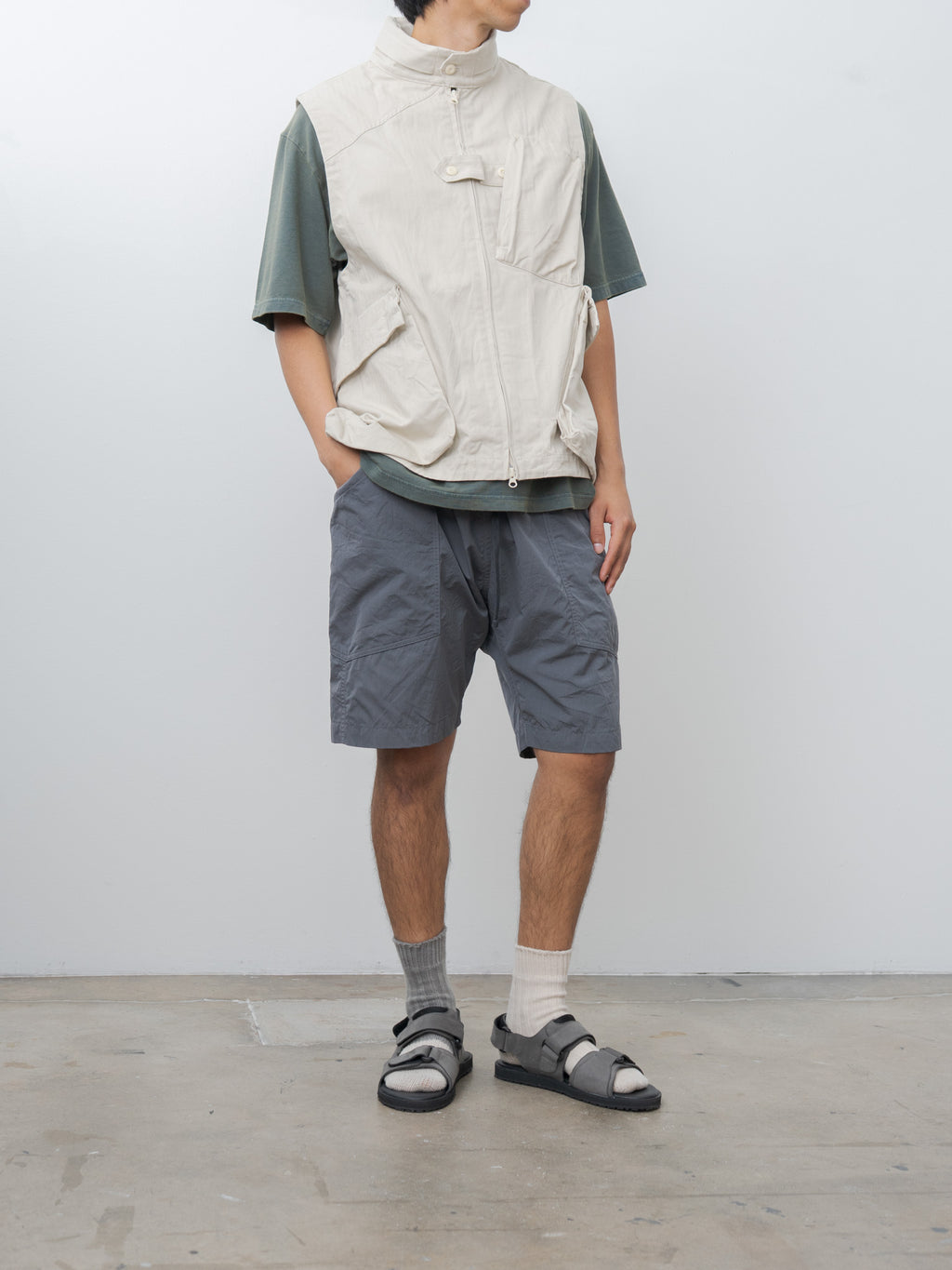 Cotton Silk Chambray Poplin Loose Fit Shorts - Charcoal