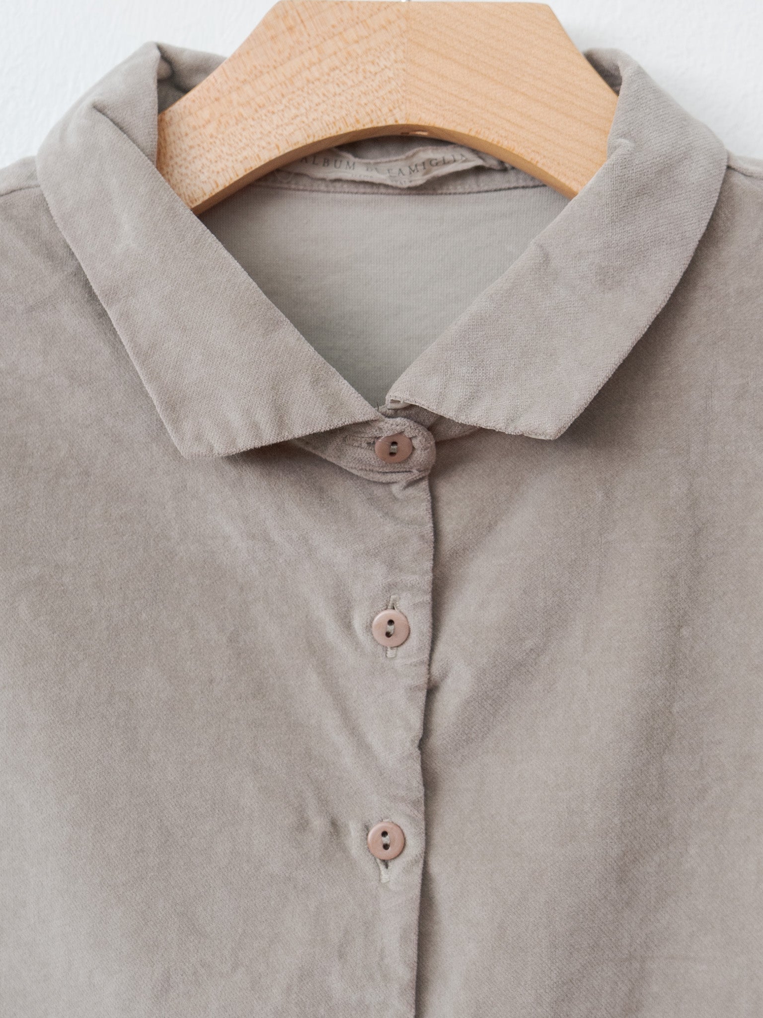 Namu Shop - Album di Famiglia Short Collar Shirt V - Marron Glace