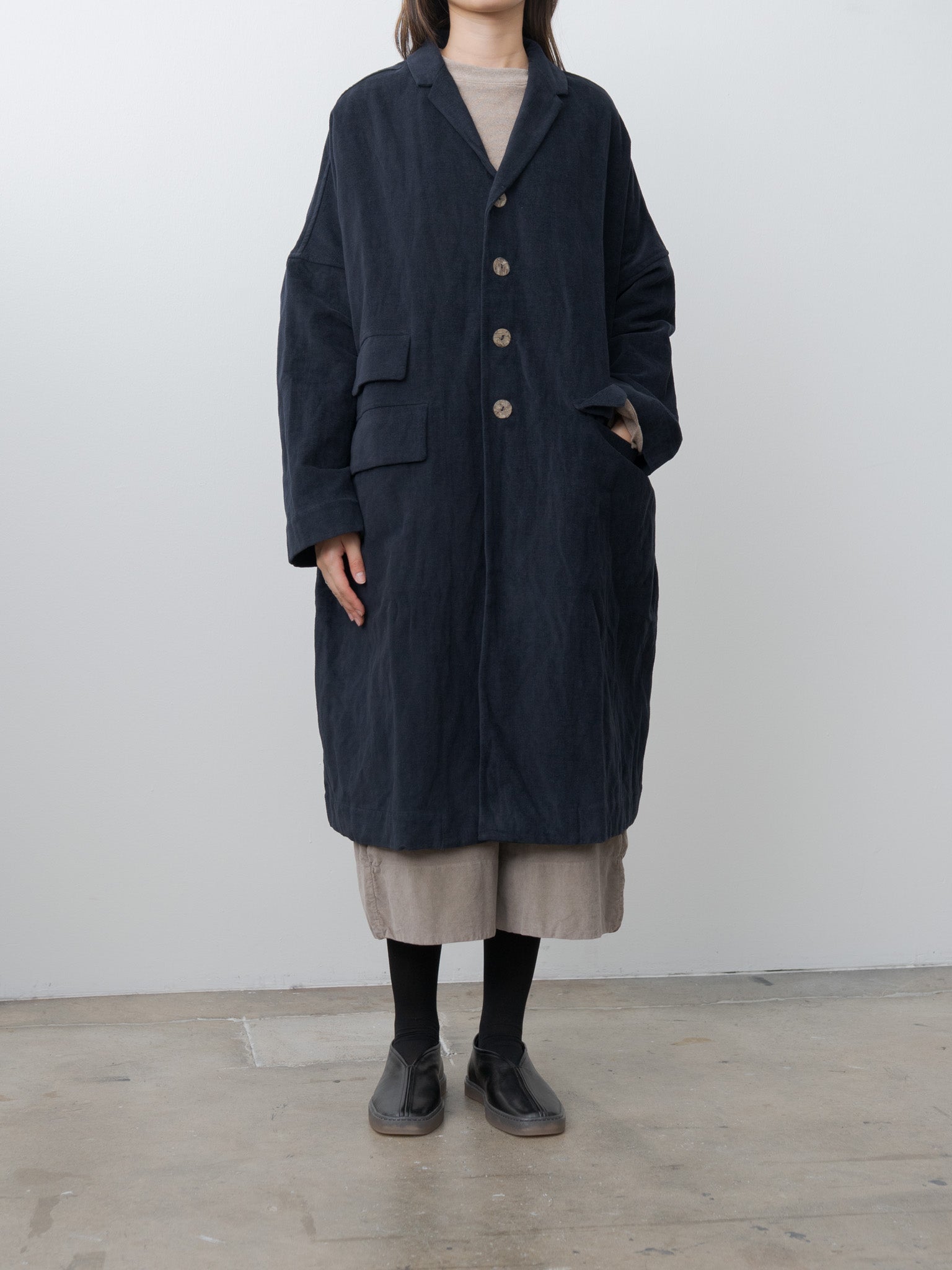Namu Shop - Album di Famiglia Loose Coat Inox Velvet - Ink
