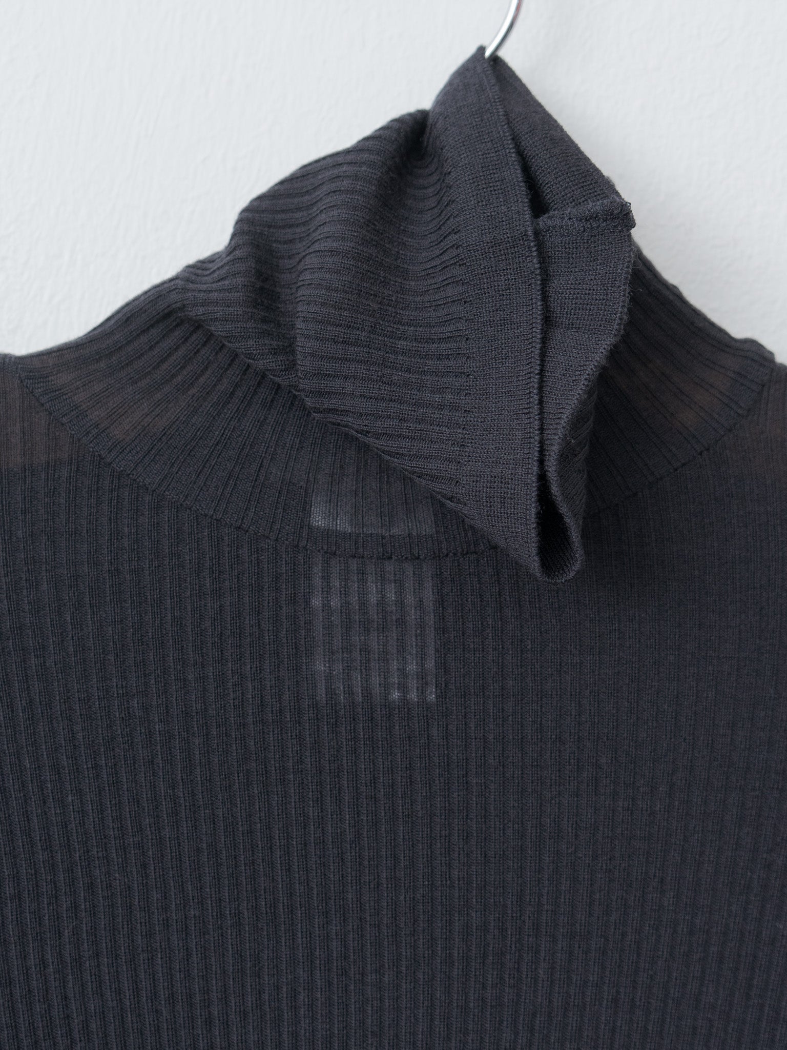Namu Shop - Lemaire Seamlesss High Neck Top - Granite Black