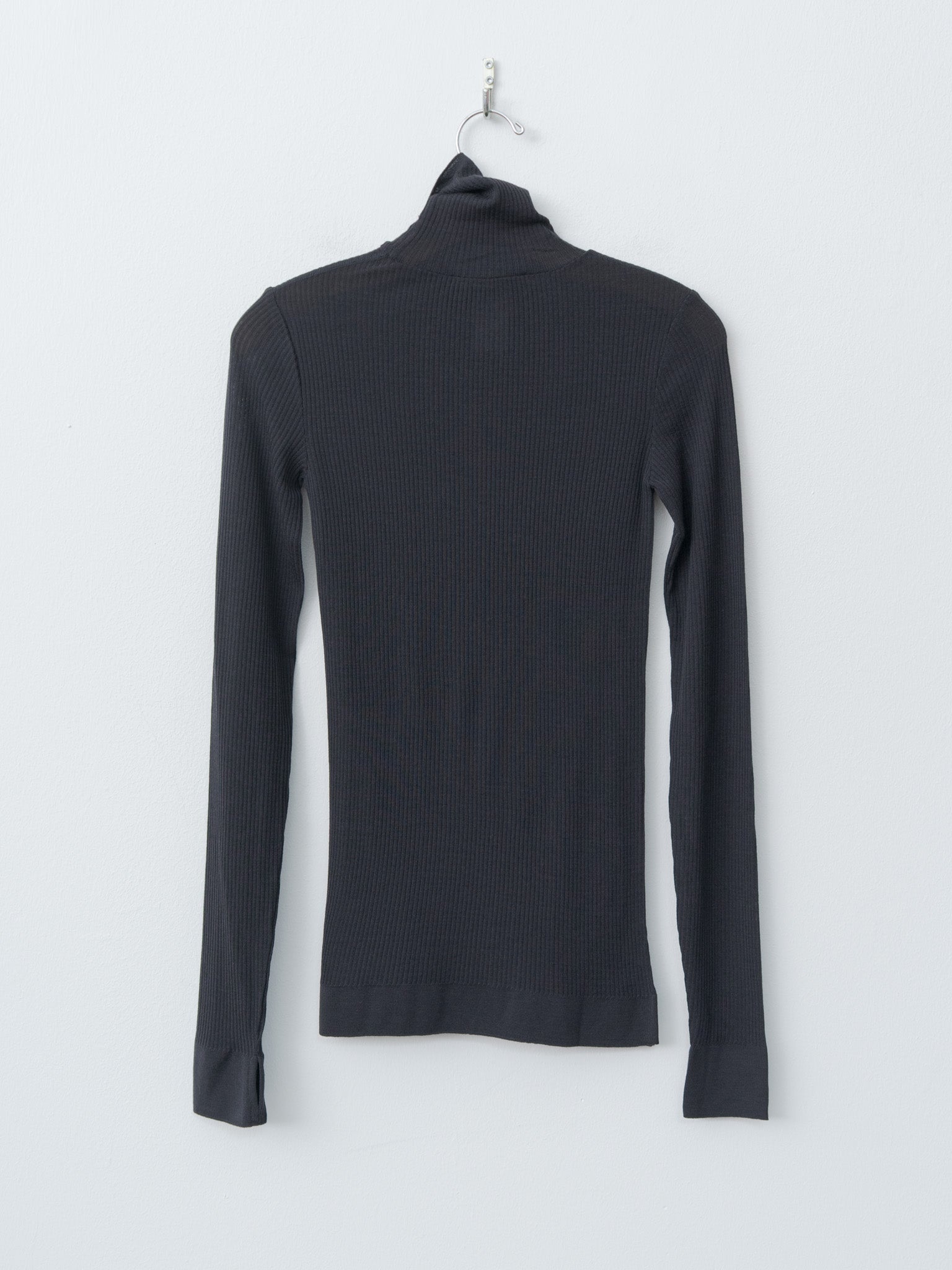 Namu Shop - Lemaire Seamlesss High Neck Top - Granite Black