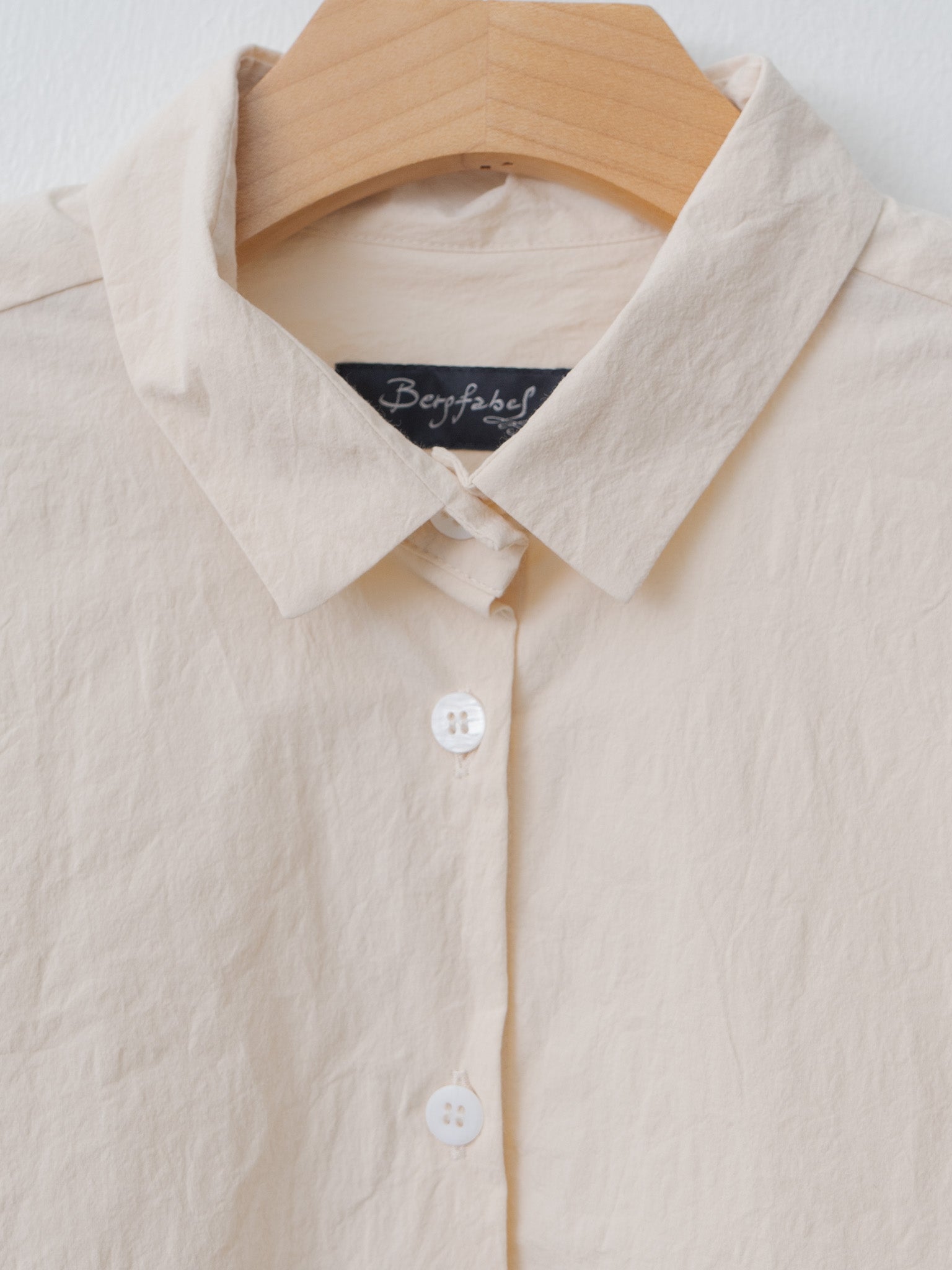 Namu Shop - Bergfabel Loose Tyrol Shirt - Off White