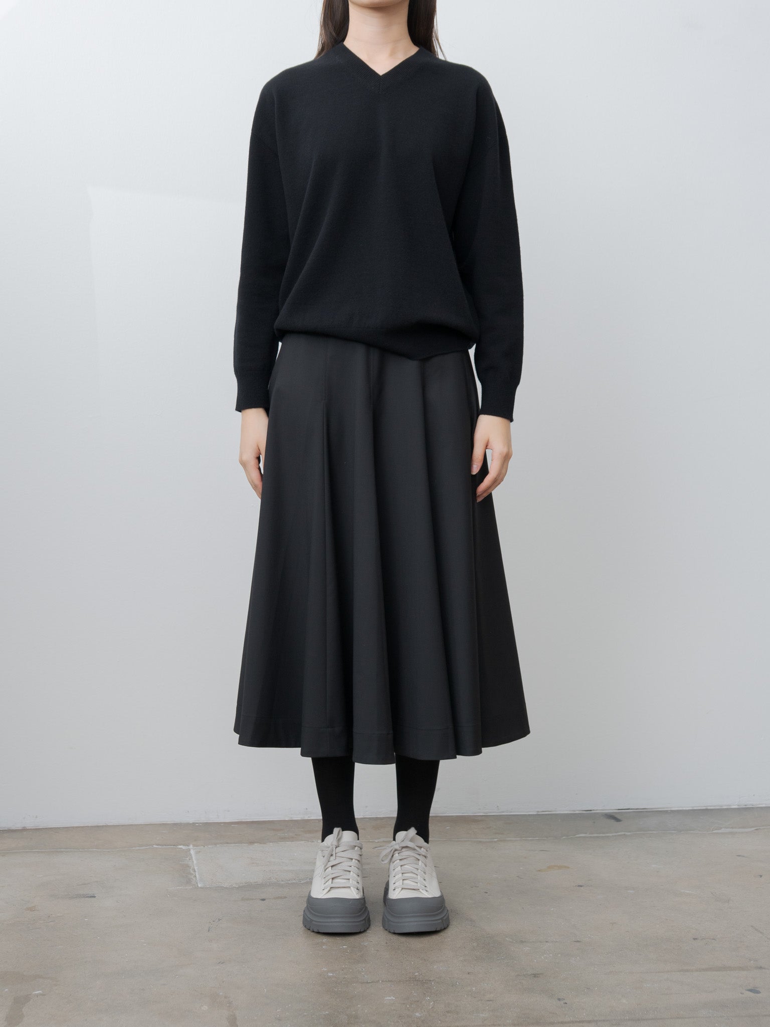 Namu Shop - Nicholson & Nicholson GINNY Sweater - Black