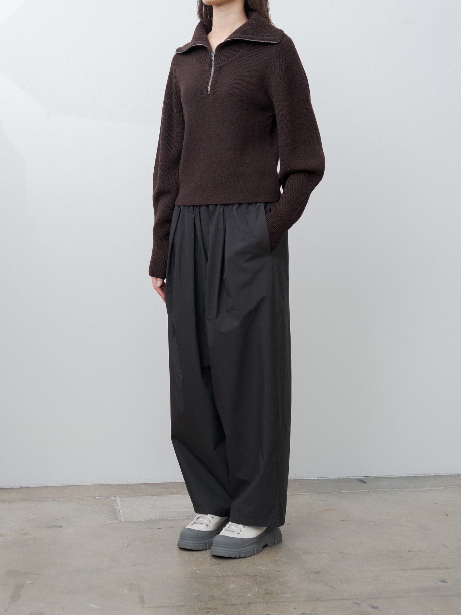 Namu Shop - Veritecoeur Box Pleats Easy Pants - Black