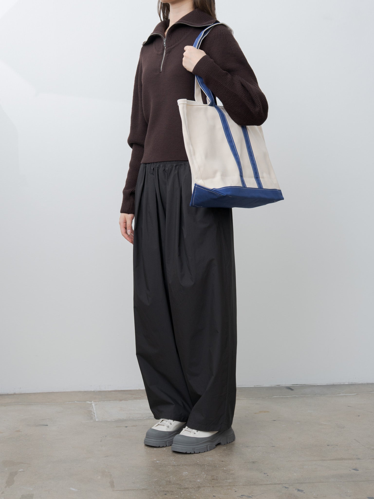 Namu Shop - Veritecoeur Box Pleats Easy Pants - Black