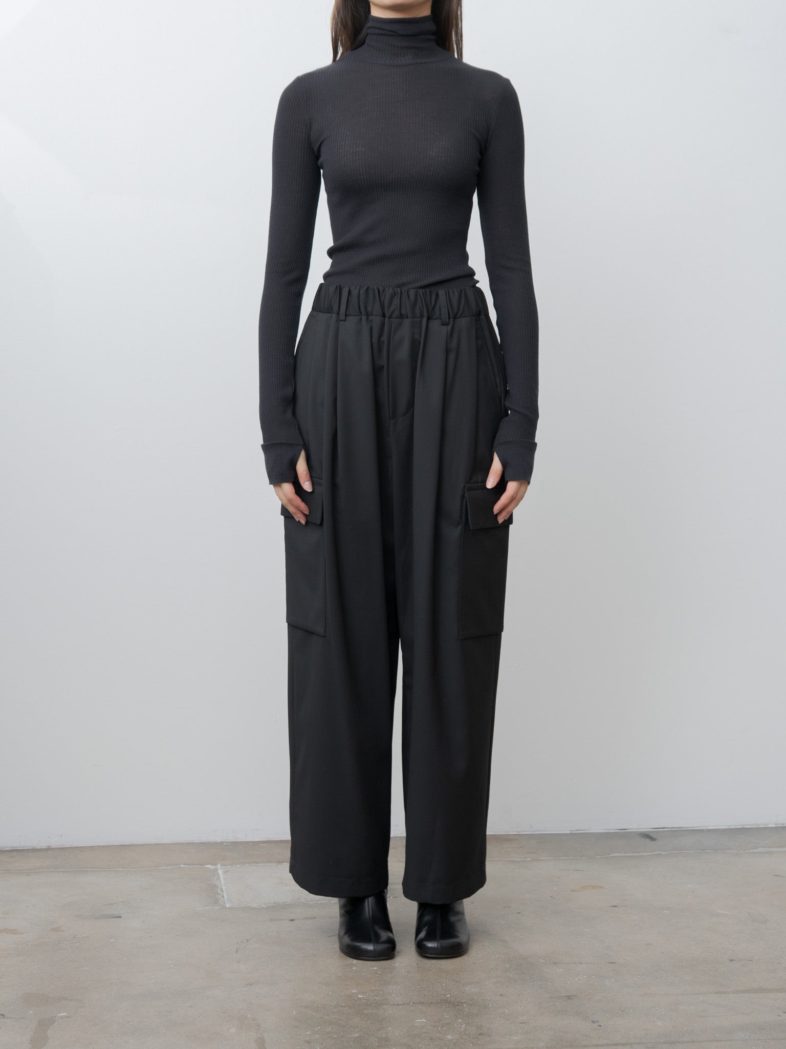 Namu Shop - Lemaire Seamlesss High Neck Top - Granite Black