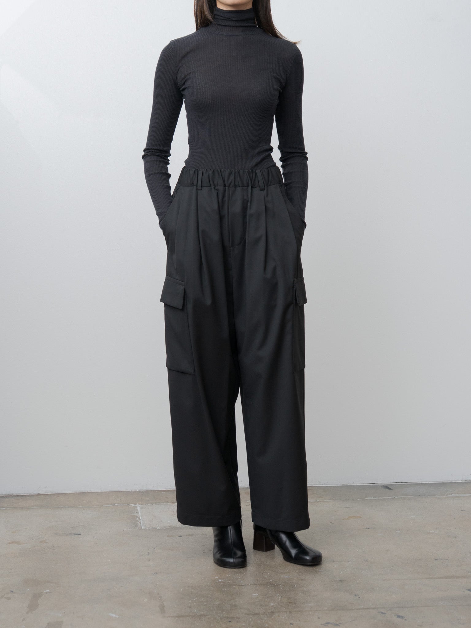 Namu Shop - Lemaire Seamlesss High Neck Top - Granite Black