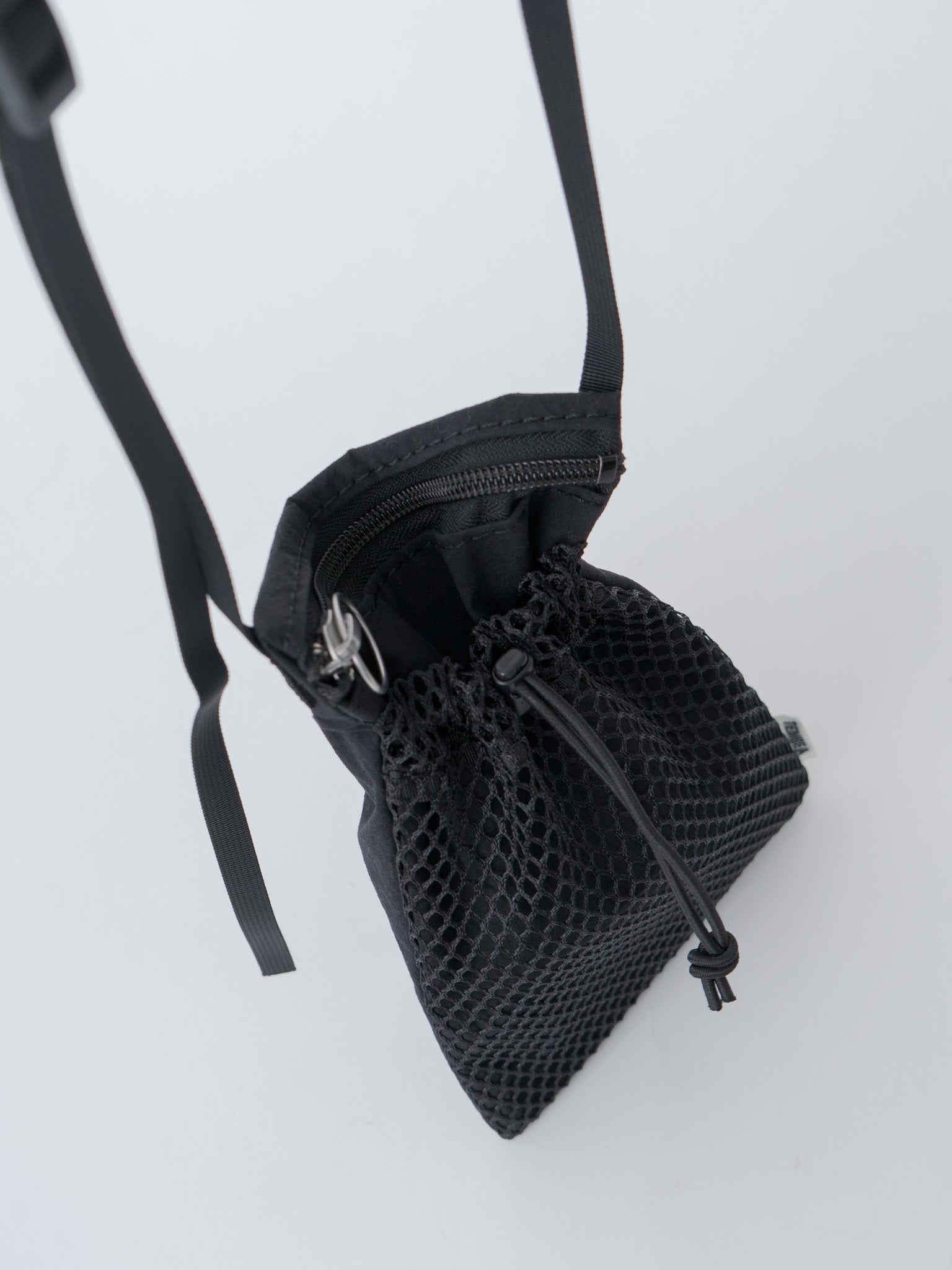 Namu Shop - Tembea Sacocche - Black/Black