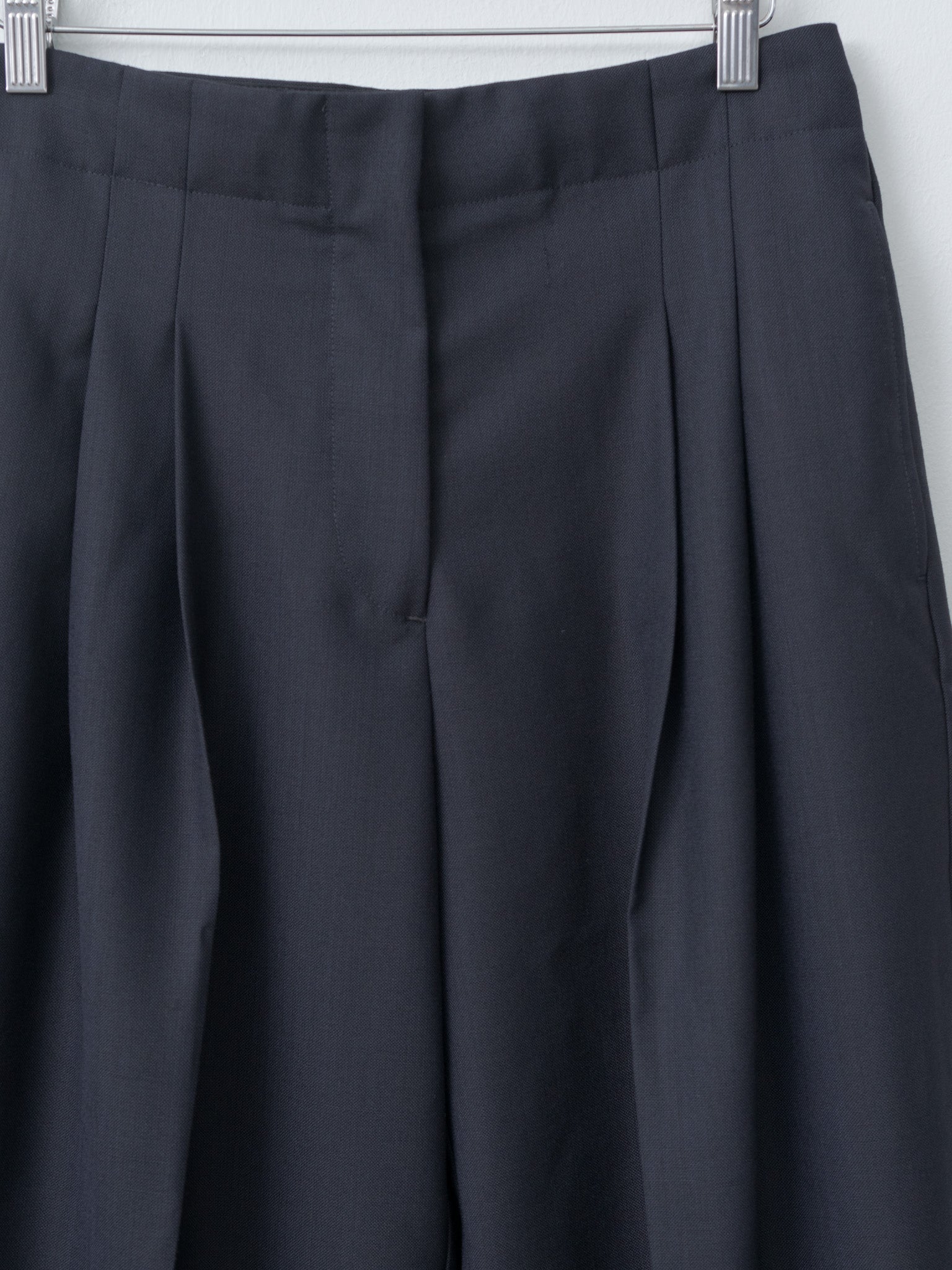 Lira Double Pleat Pant - Darkest Navy