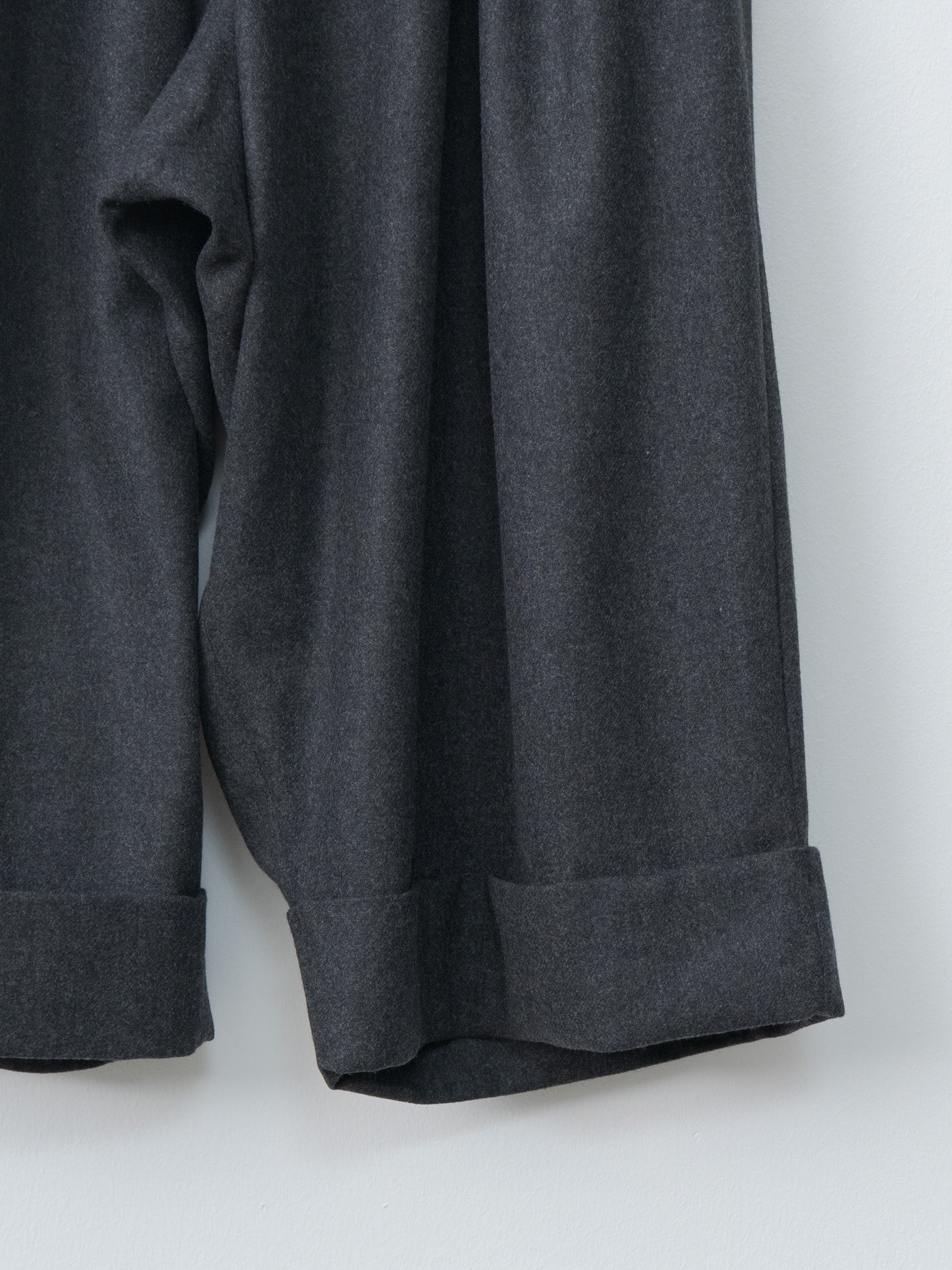 Namu Shop - Toogood The Baker Trouser - Wool Cash Flannel Charcoal