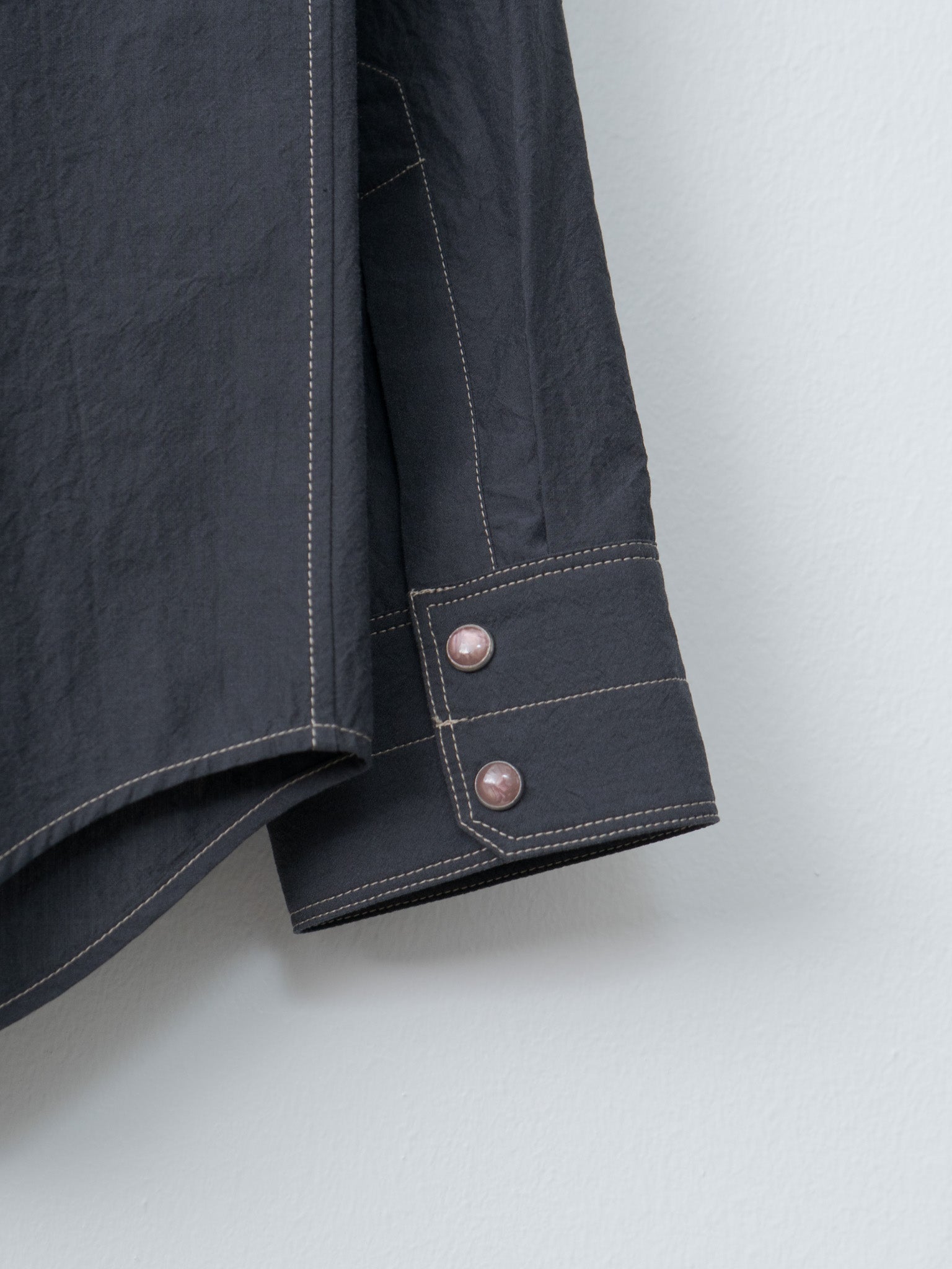 Chest-Pocket Fitted Shirt - Charcoal