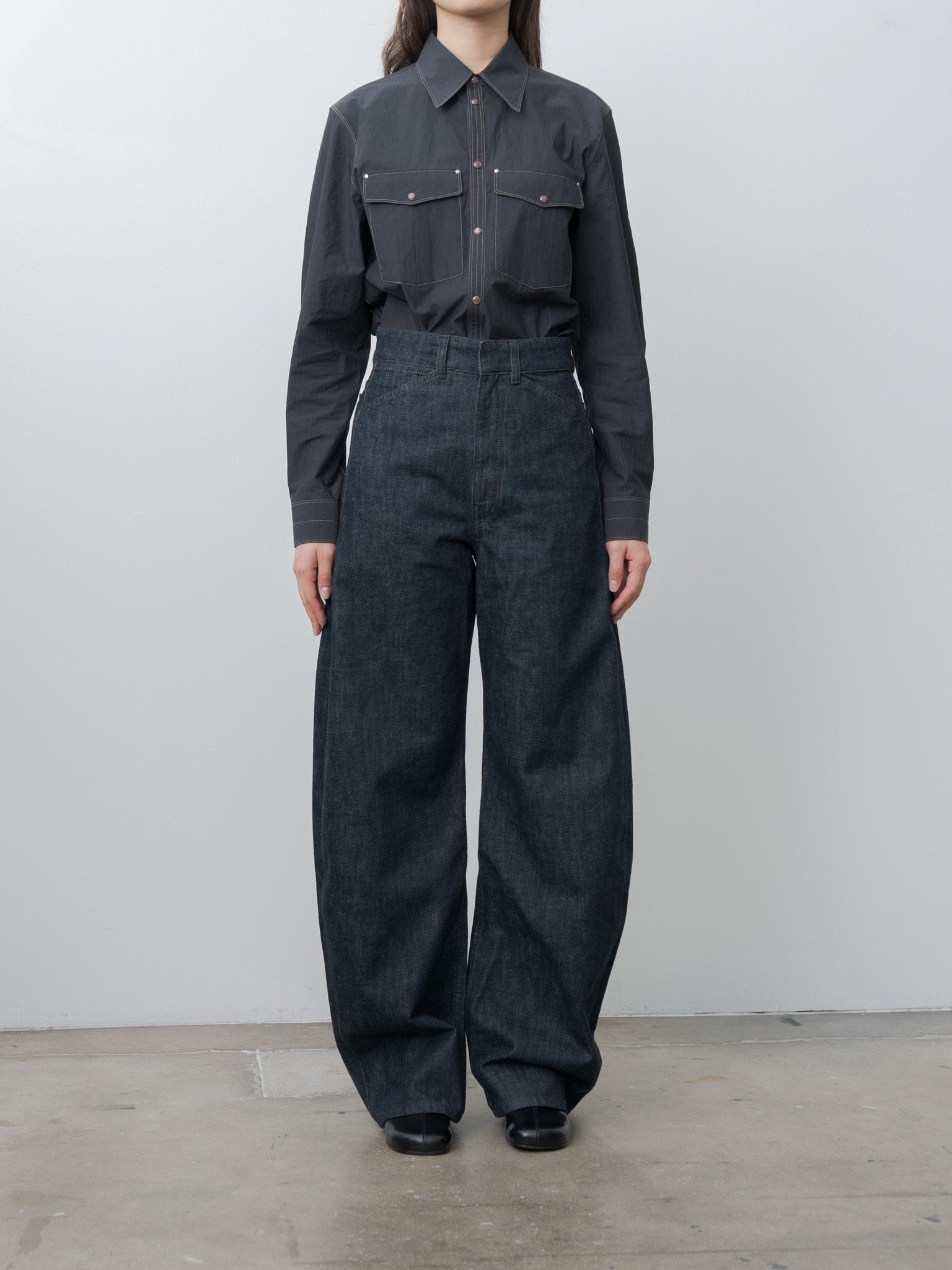 Chest-Pocket Fitted Shirt - Charcoal