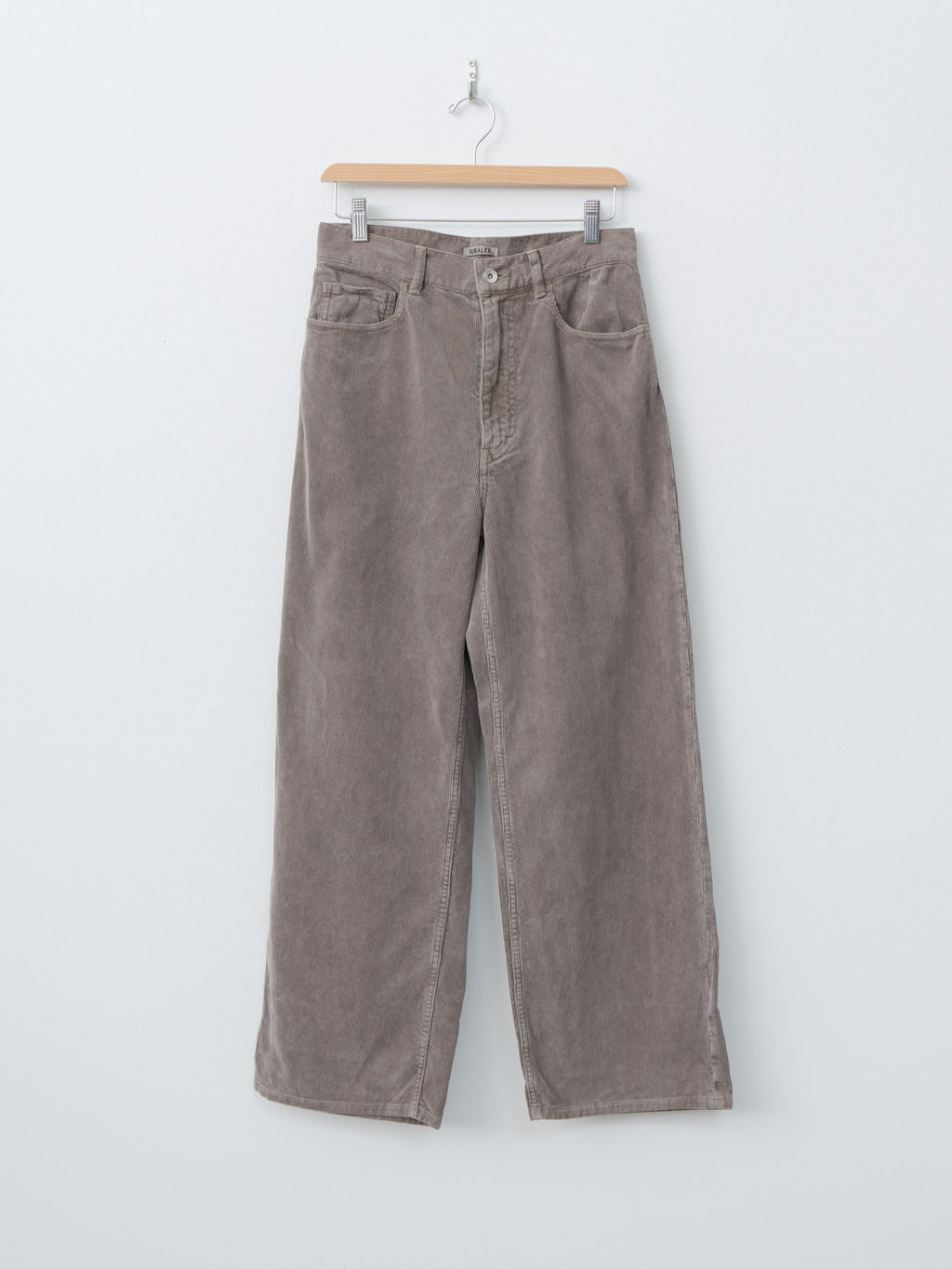 Pigment Dyed Finx Corduroy Wide 5P Pants - Olive Brown