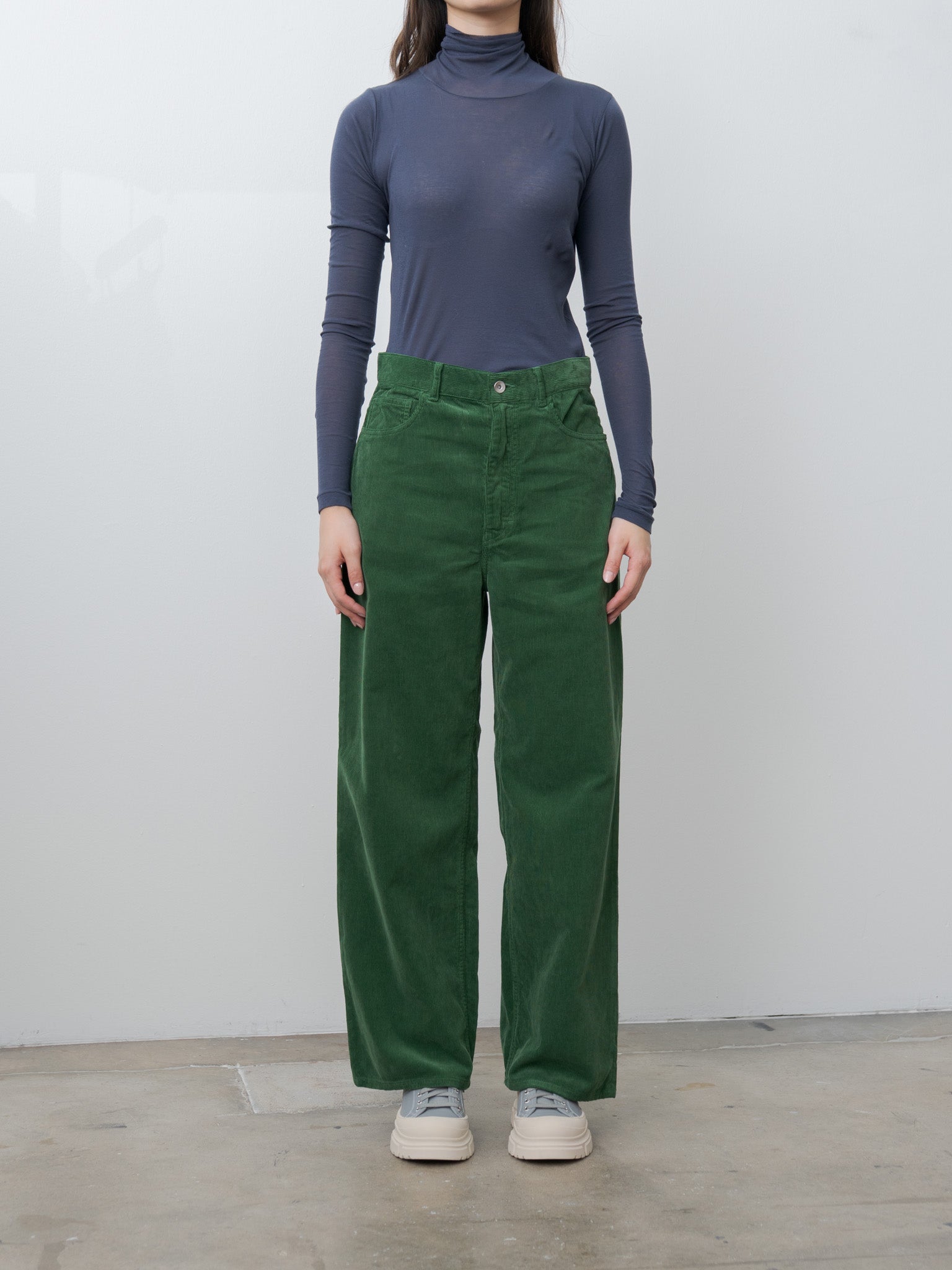 Pigment Dyed Finx Corduroy Wide 5P Pants - Forest Green