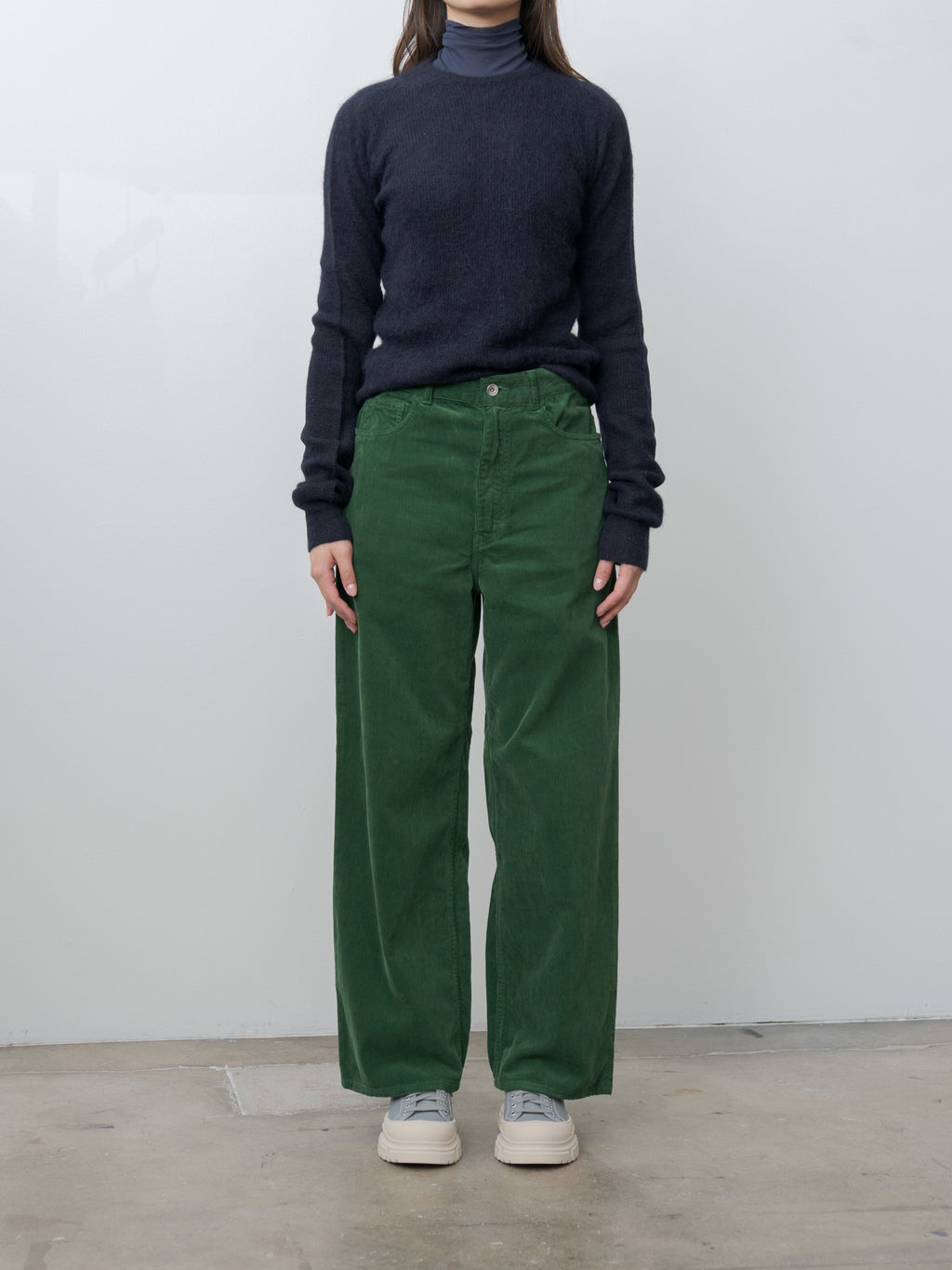 Pigment Dyed Finx Corduroy Wide 5P Pants - Forest Green