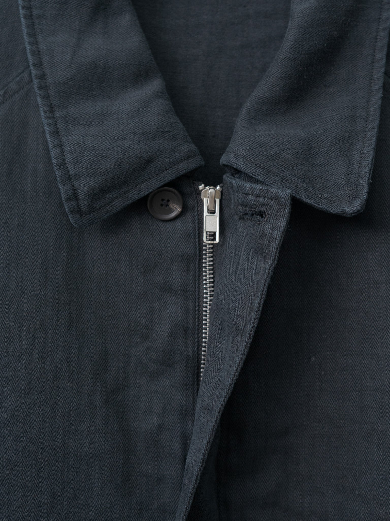 Heavy Linen Herringbone Zip Jacket - Black