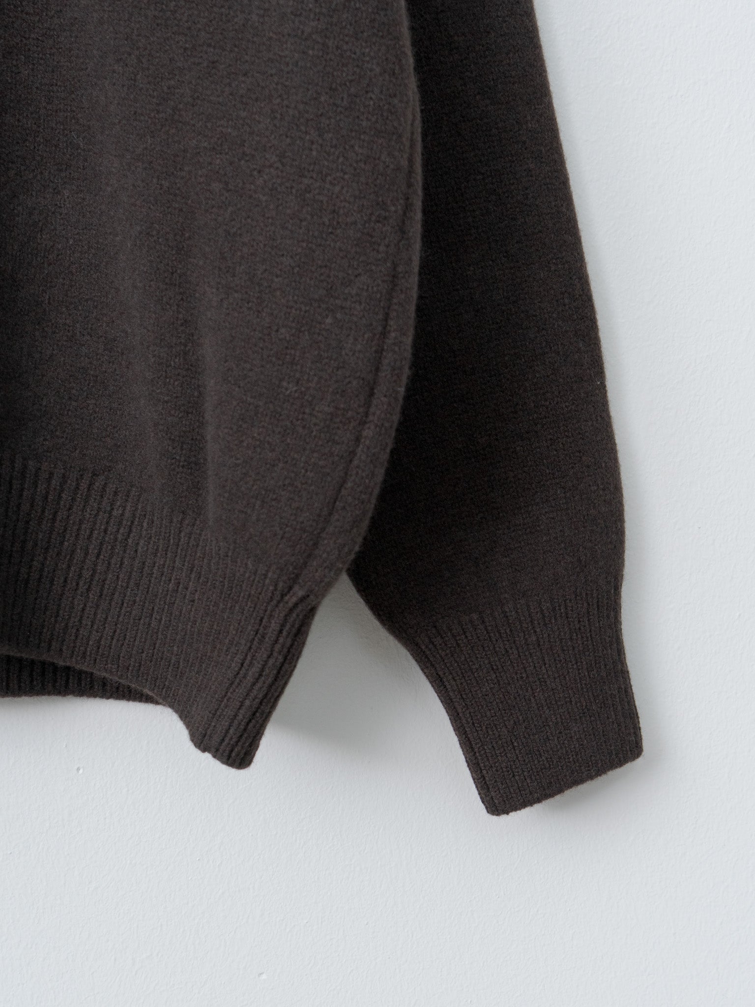 Extra Fine Wool Warm Knit Crewneck - Dark Brown