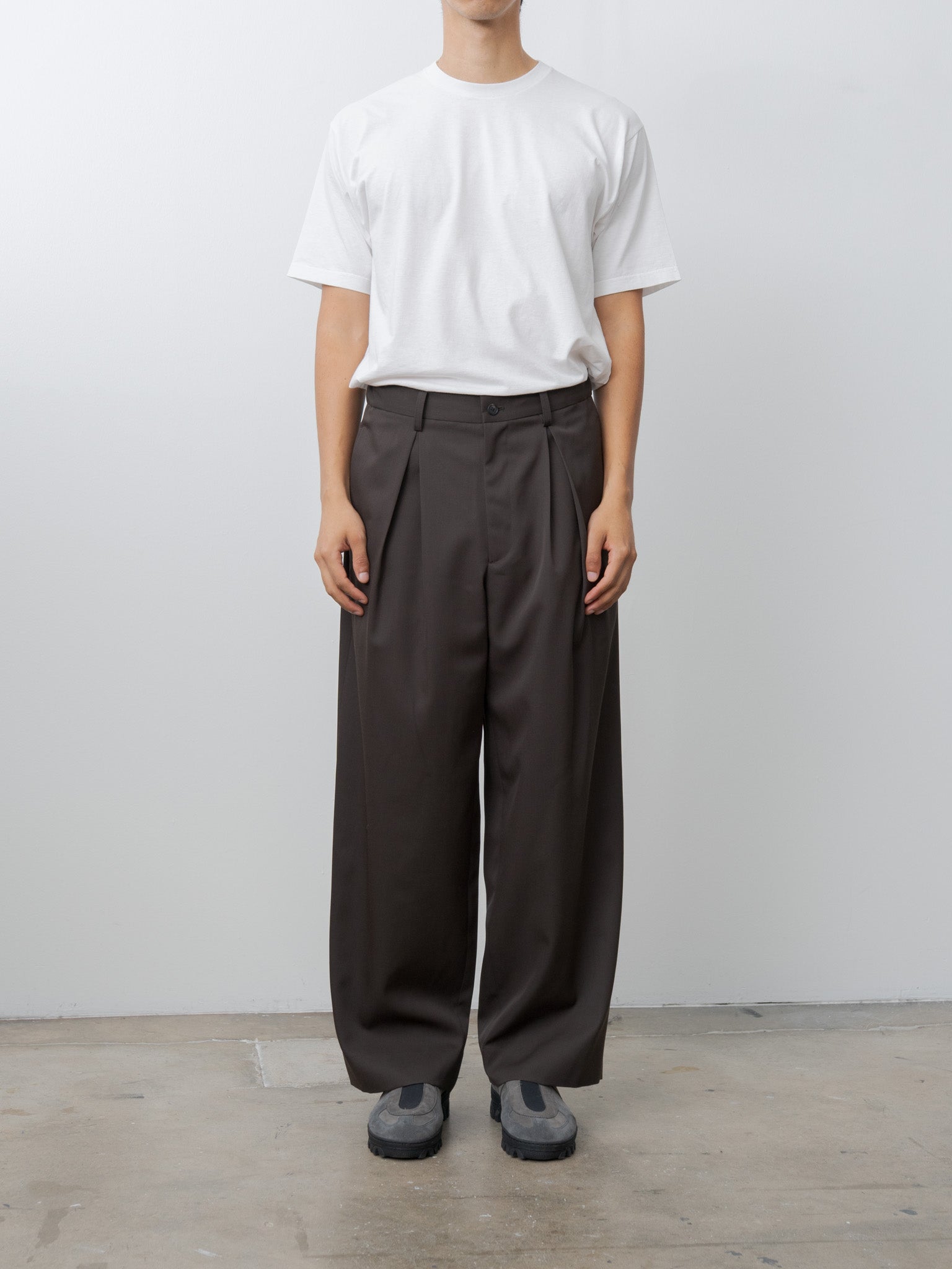 Easy Wide Trousers - Gray Khaki