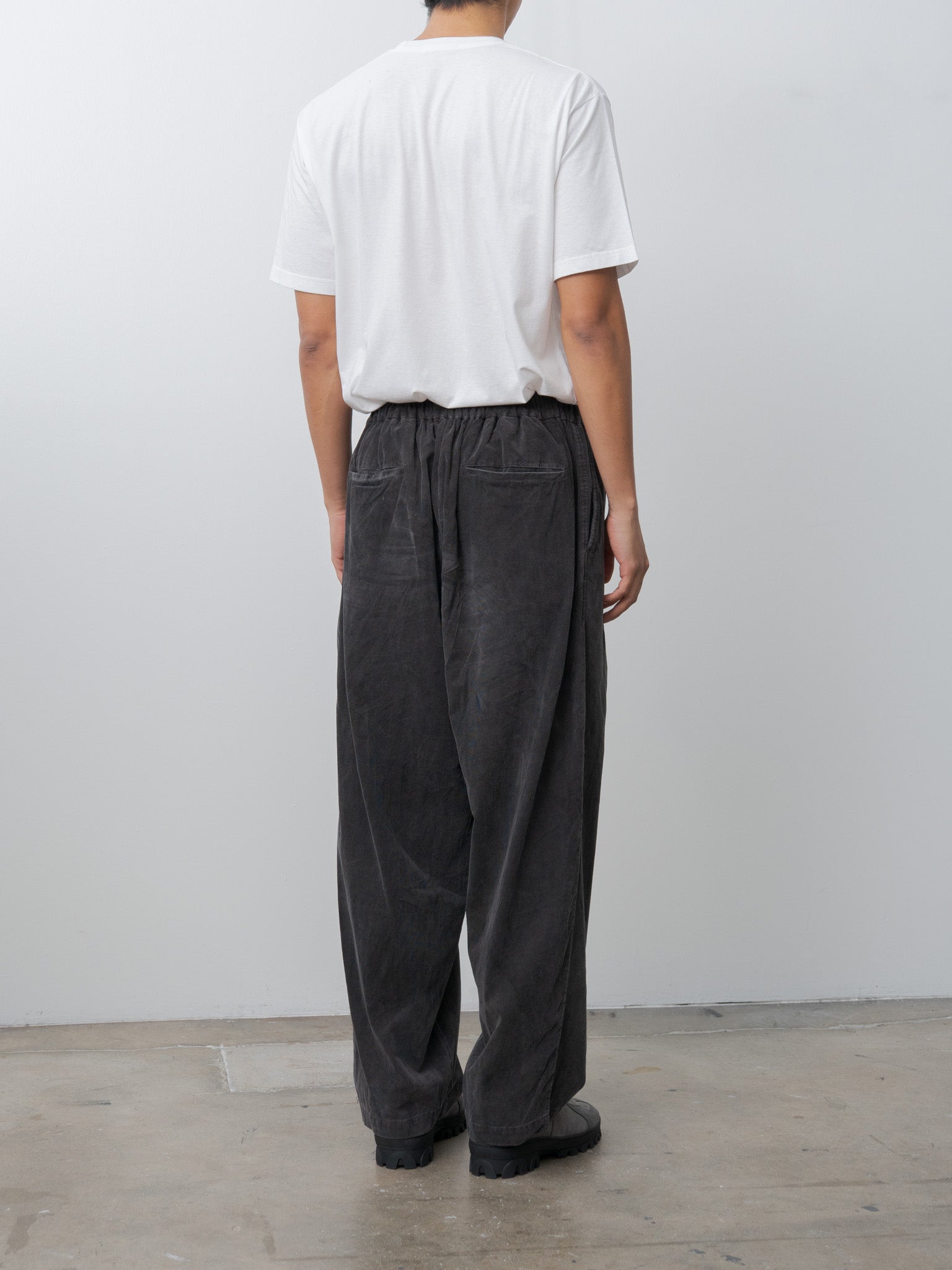 Micro Corduroy Wide Easy Pants - Sumi Ink
