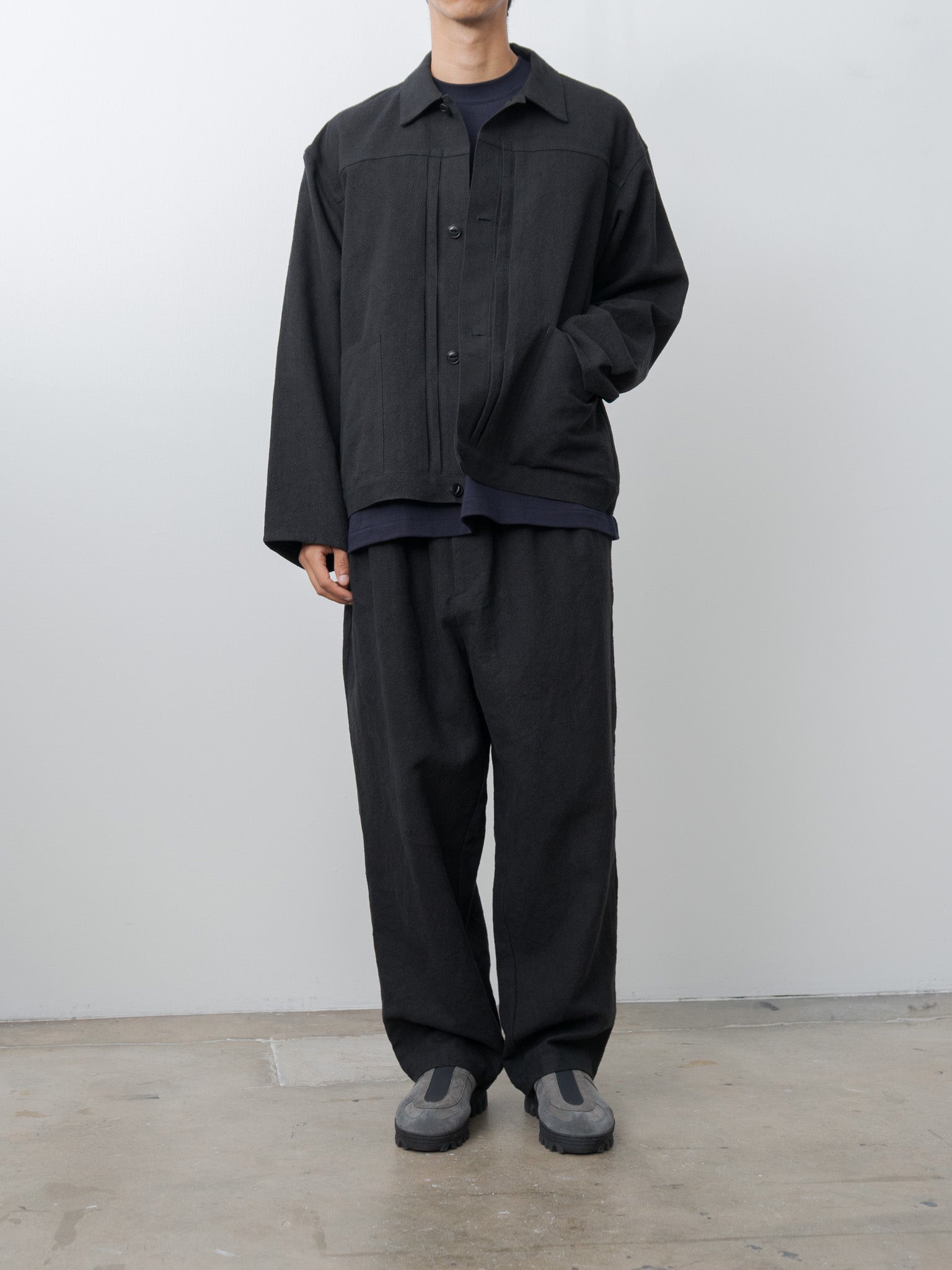 Max High Count Hemp Pleats Jacket - Black