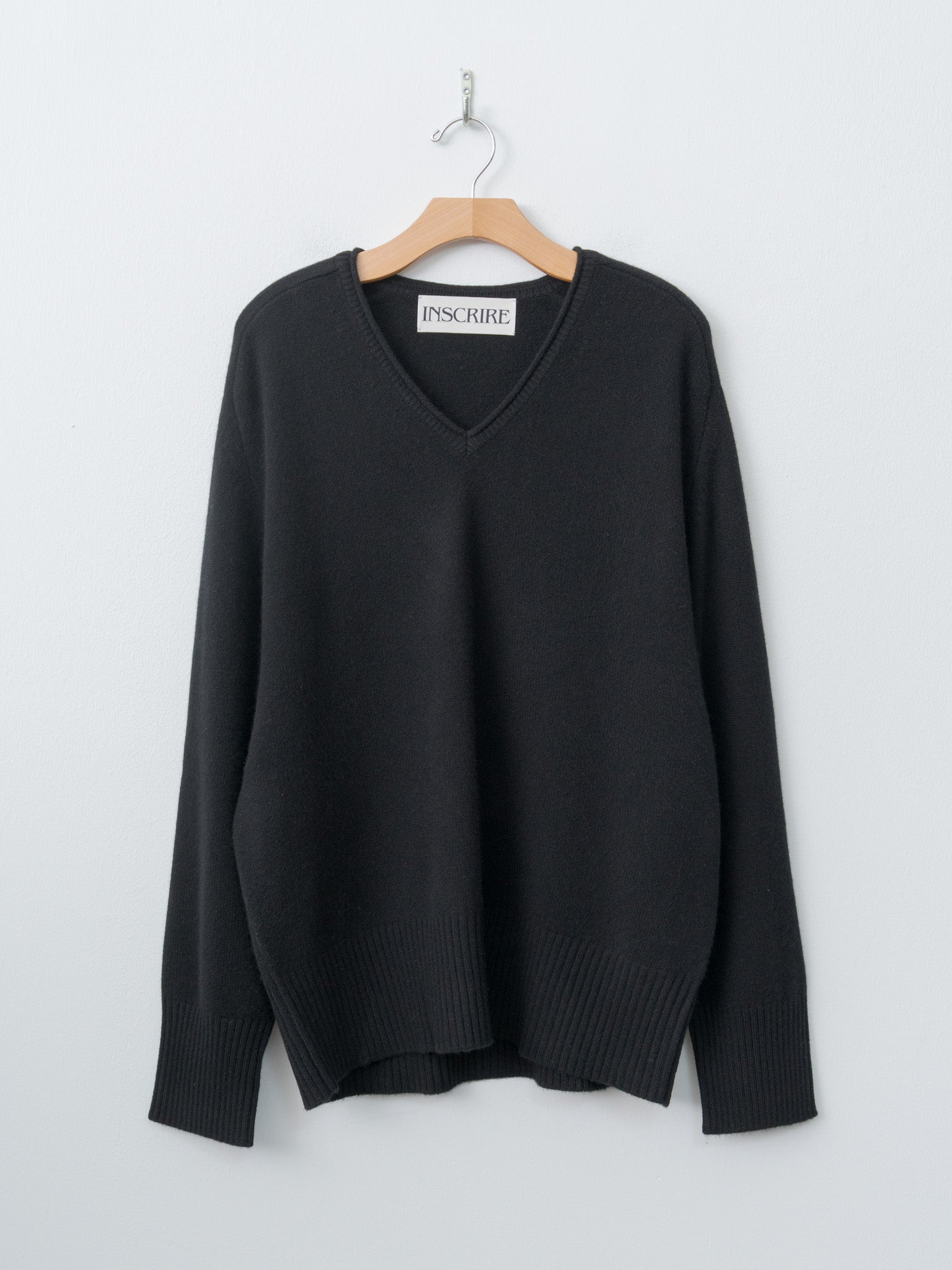 Cashmere V Neck - Black