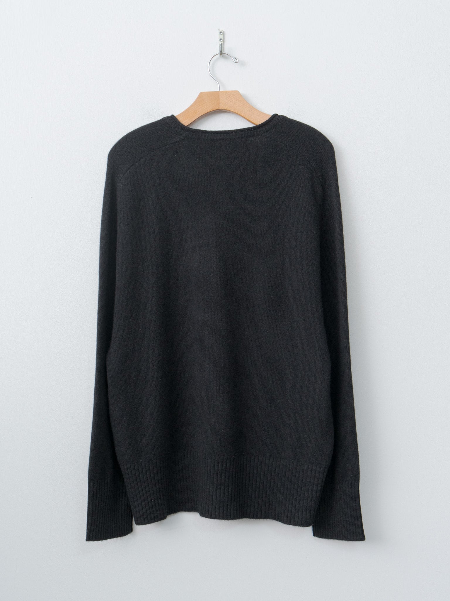 Cashmere V Neck - Black
