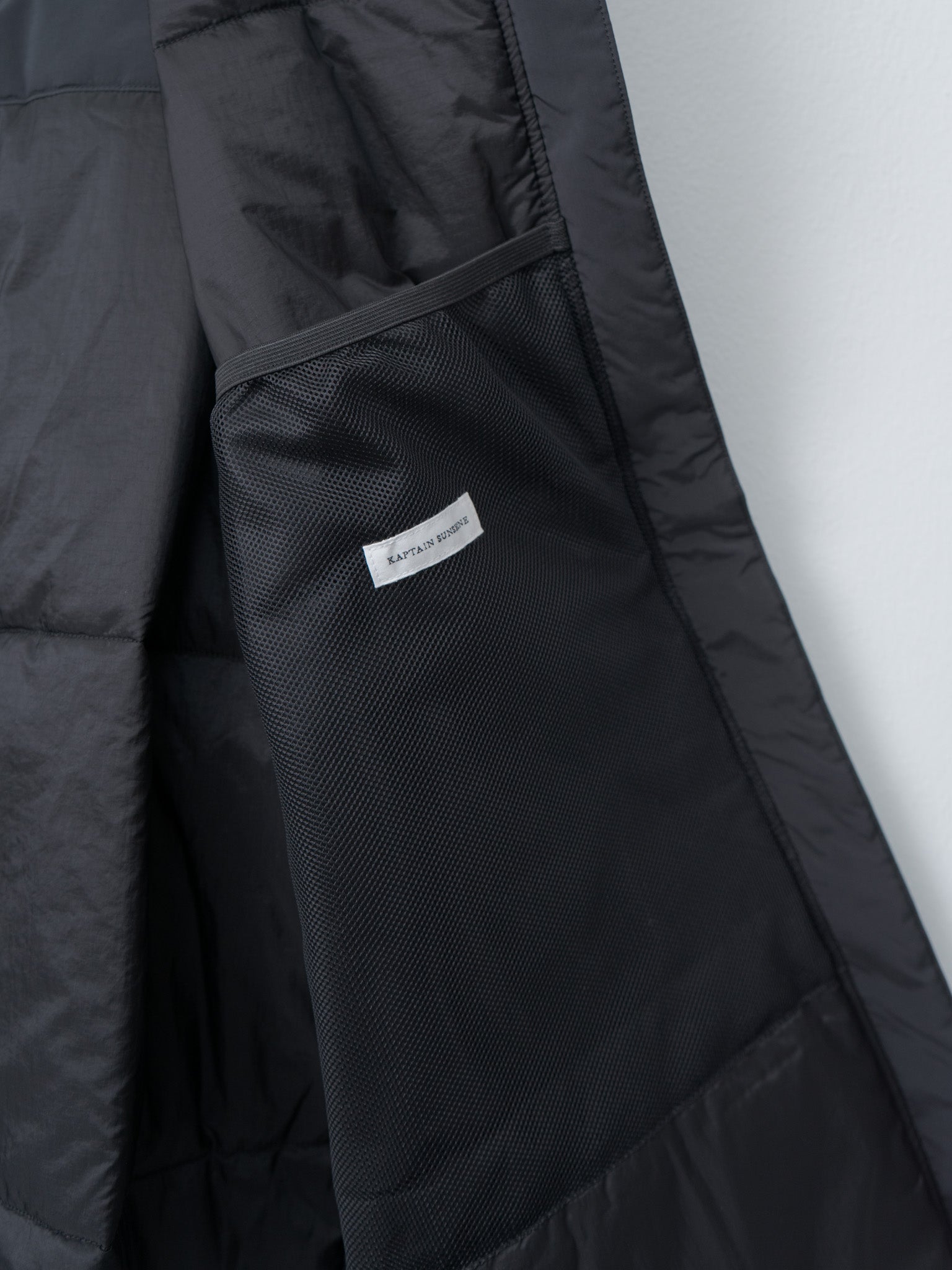 Poly Nylon Puffer Jacket - Black
