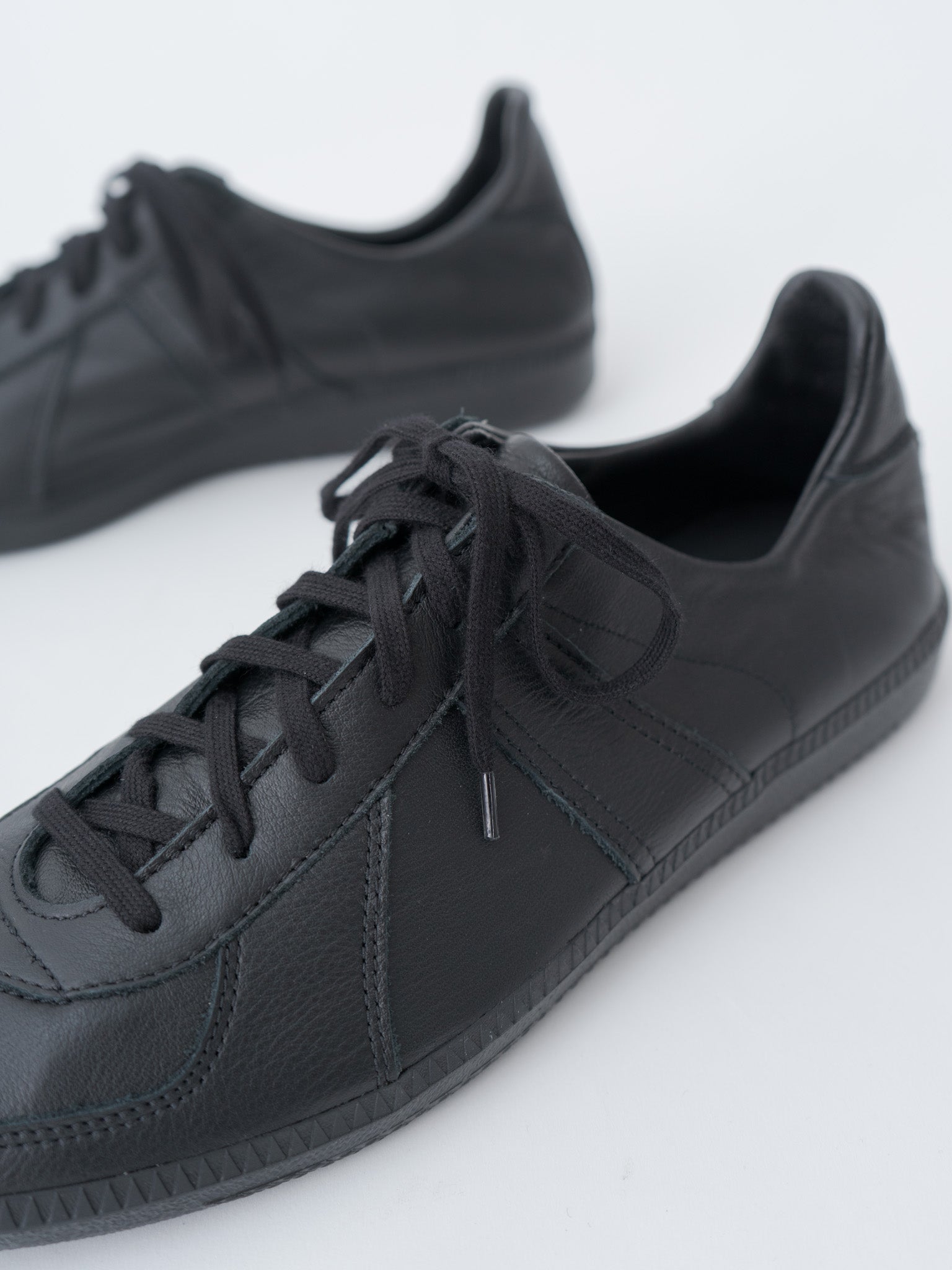 Unlined KS x Reproduction of Found Trainer - Black