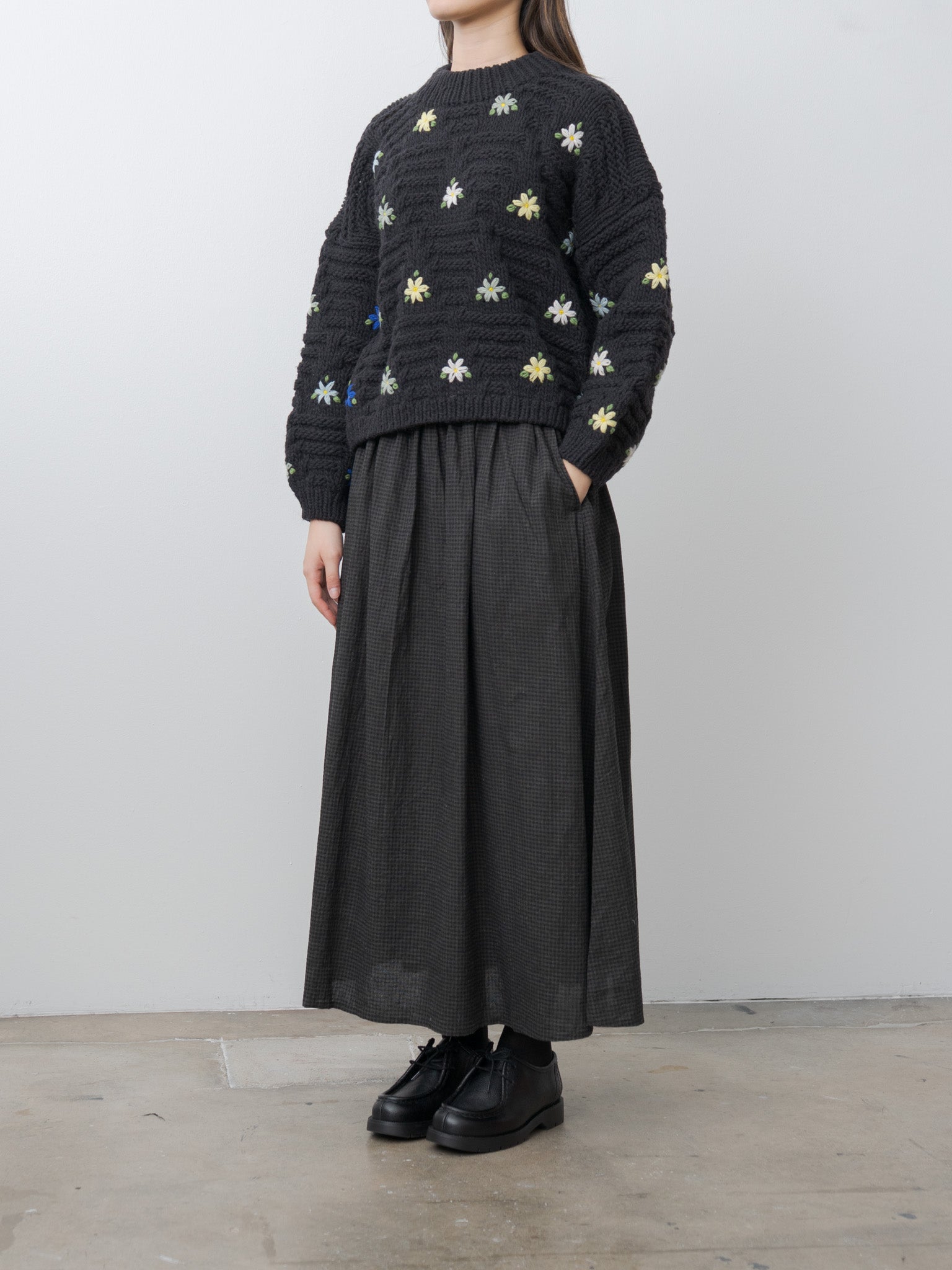 Peru Hand Knit Flower Sweater - Black