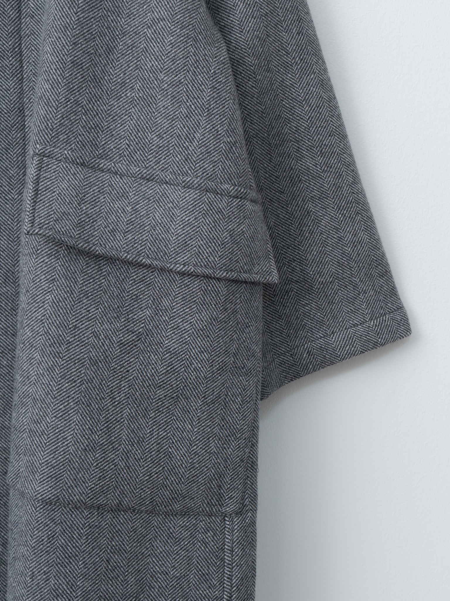 Herringbone Wool/Nylon Double Cloth Raglan Sleeve Hooded Easy Coat - Gray