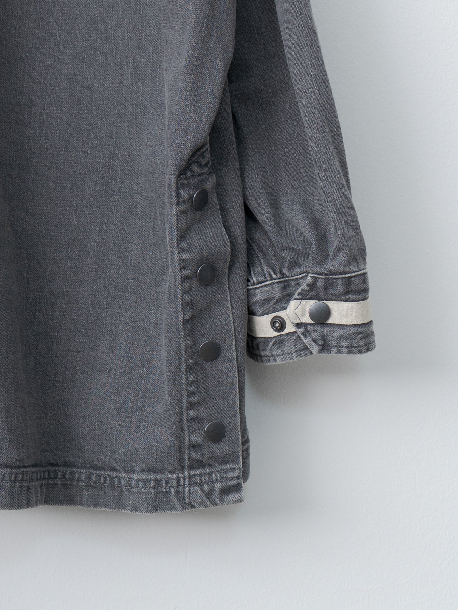 Vintaged Denim Coverall Half Coat - Black