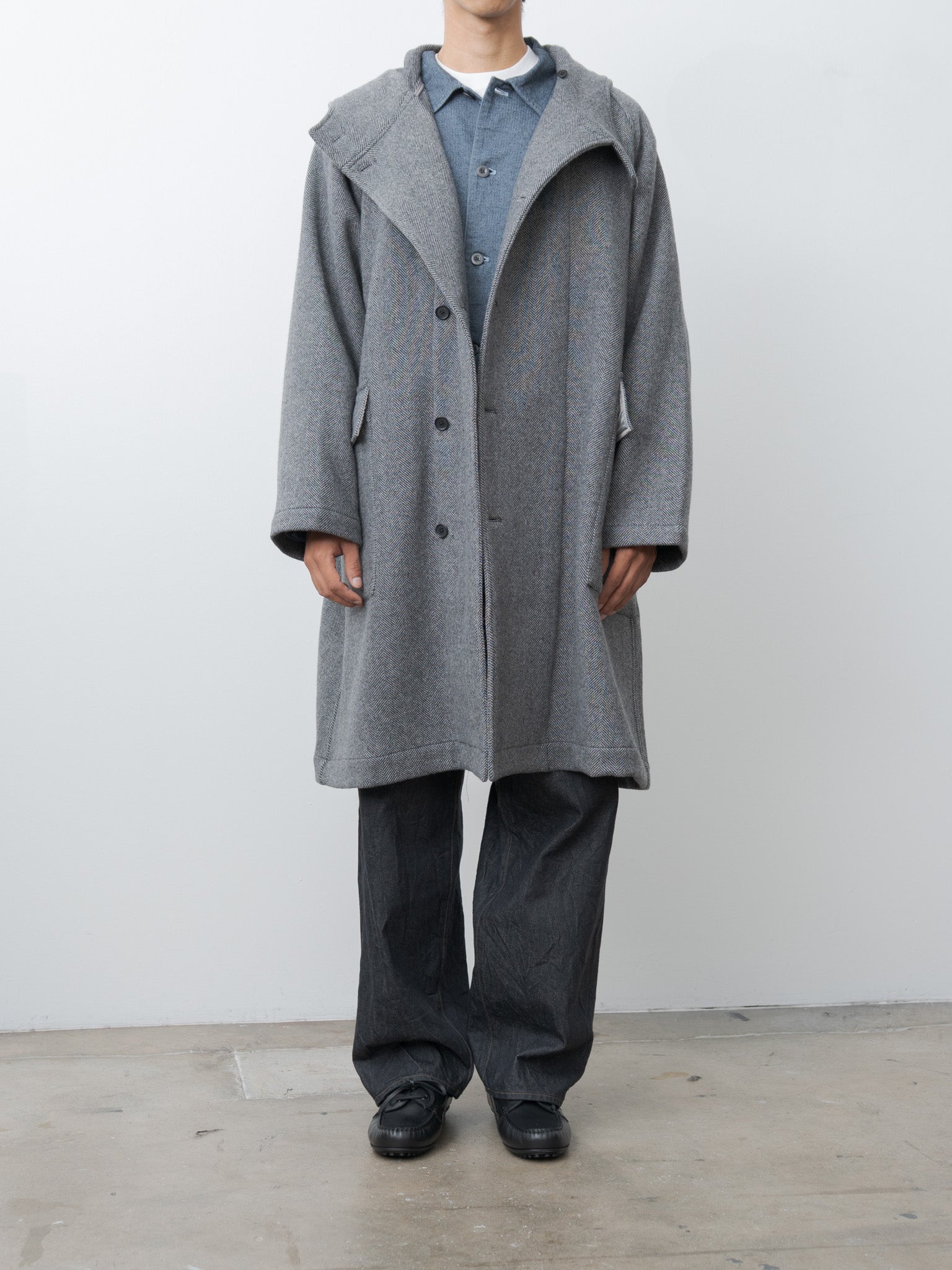 Herringbone Wool/Nylon Double Cloth Raglan Sleeve Hooded Easy Coat - Gray