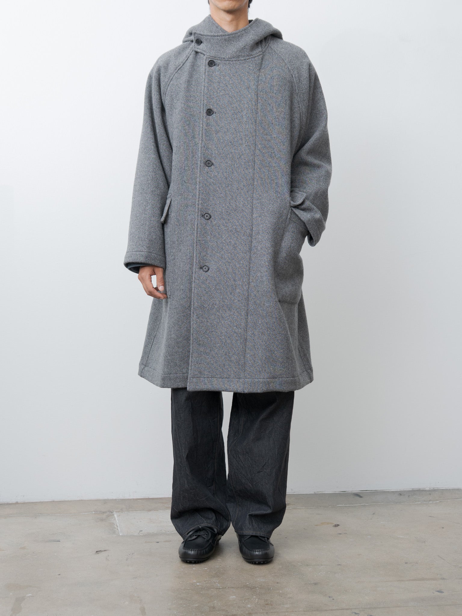 Herringbone Wool/Nylon Double Cloth Raglan Sleeve Hooded Easy Coat - Gray