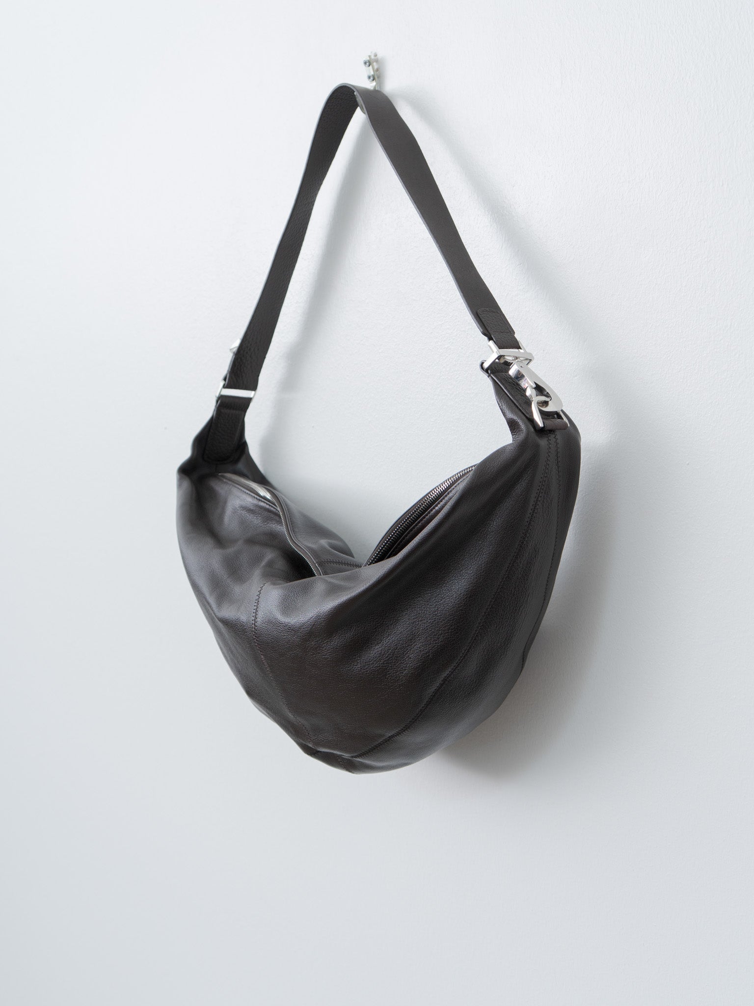 Quiver Clip Bag - Dark Chocolate
