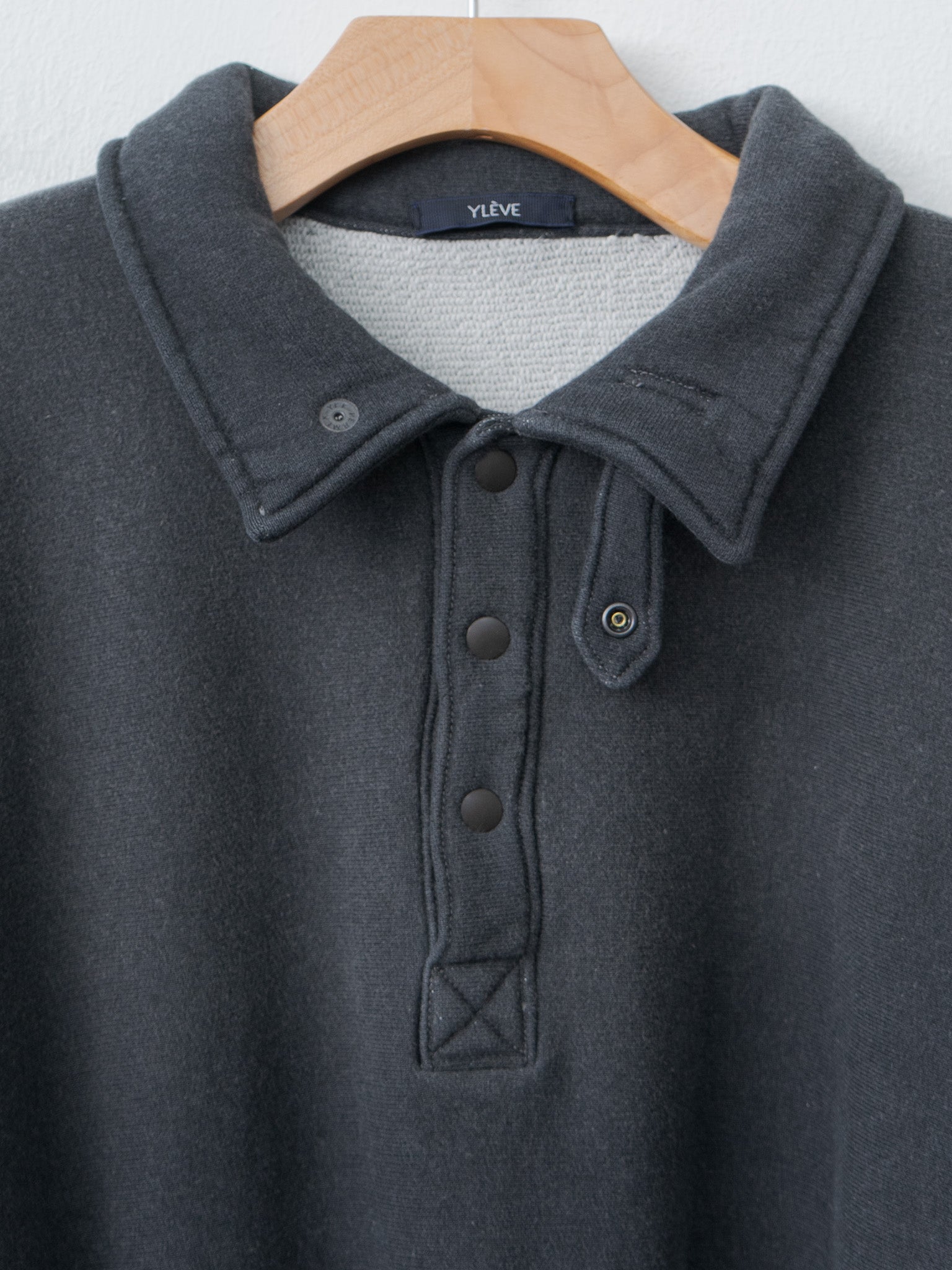 Heavy Weight Fleece Bleach Snap P/O - Charcoal